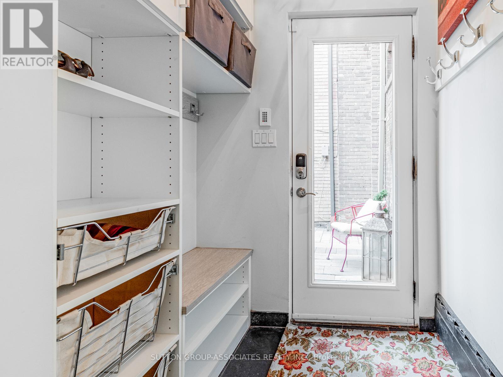 20 Glengrove Avenue E, Toronto (Lawrence Park South), Ontario  M4N 1E7 - Photo 13 - C12128667