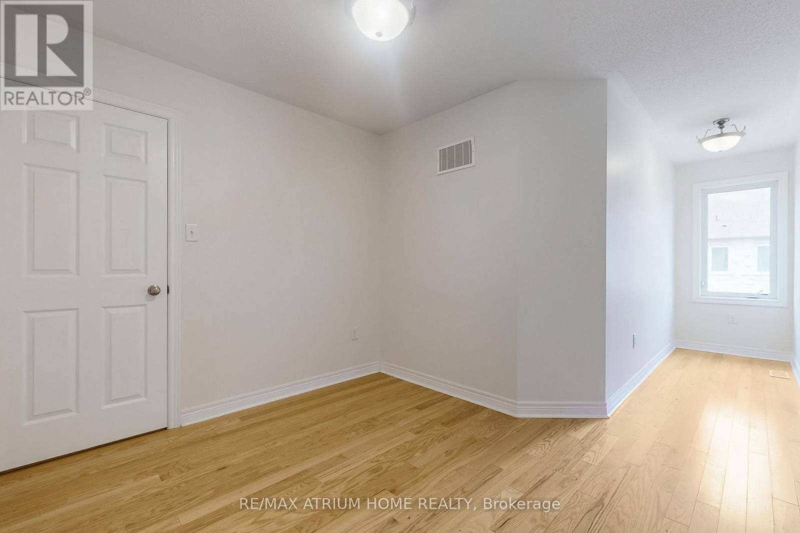 23 De Jong Street, Toronto, Ontario  M1P 0C1 - Photo 26 - E12128652