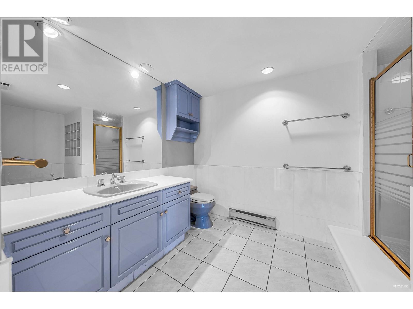 Ph1 8 Laguna Court, New Westminster, British Columbia  V3M 6M6 - Photo 32 - R2998990