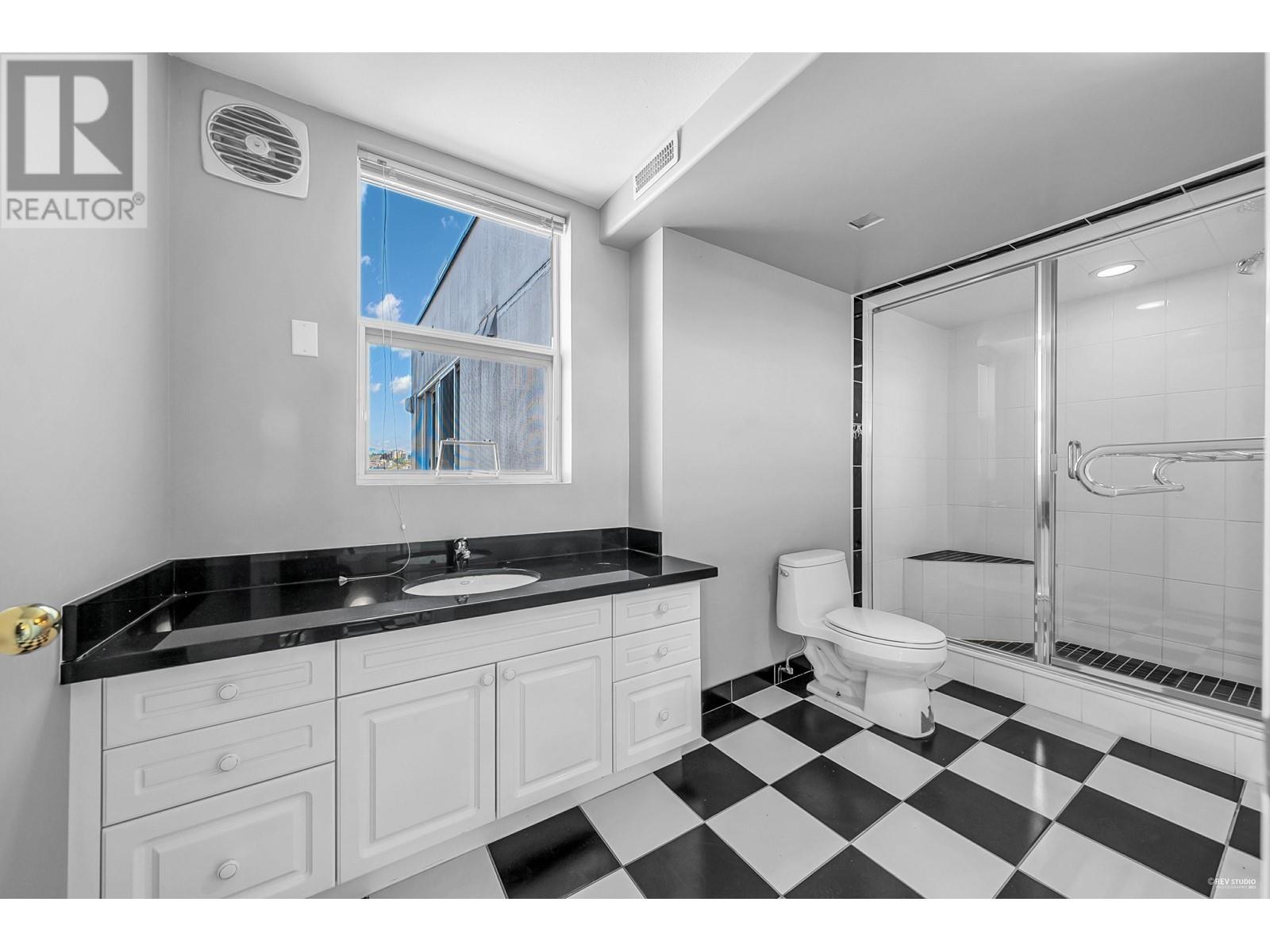 Ph1 8 Laguna Court, New Westminster, British Columbia  V3M 6M6 - Photo 35 - R2998990