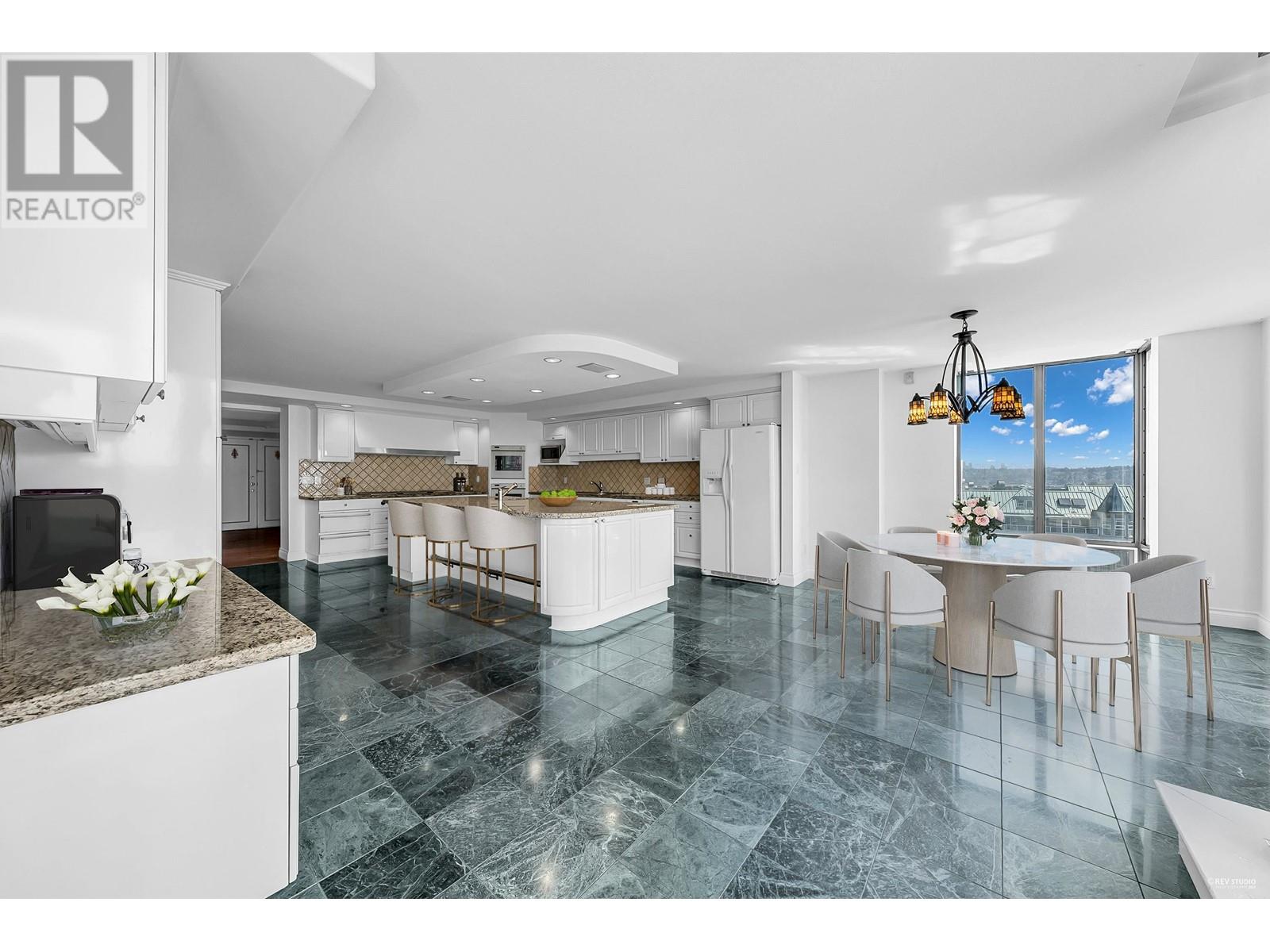 Ph1 8 Laguna Court, New Westminster, British Columbia  V3M 6M6 - Photo 9 - R2998990