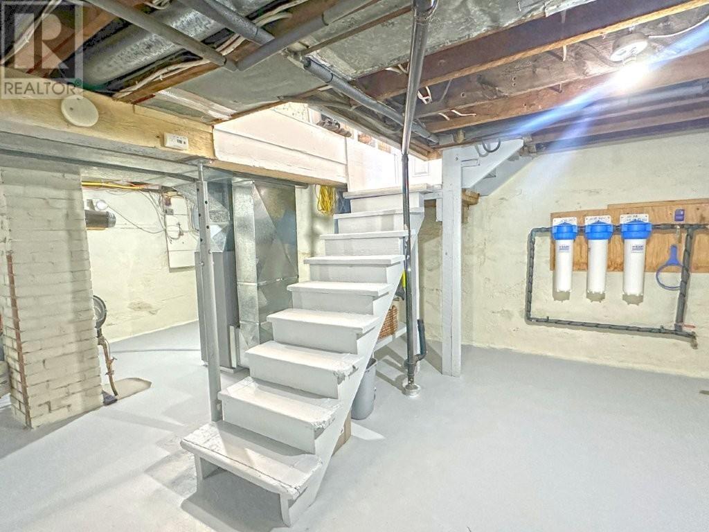 731 Ernestine Ave, Thunder Bay, Ontario  P7E 1W9 - Photo 33 - TB250919