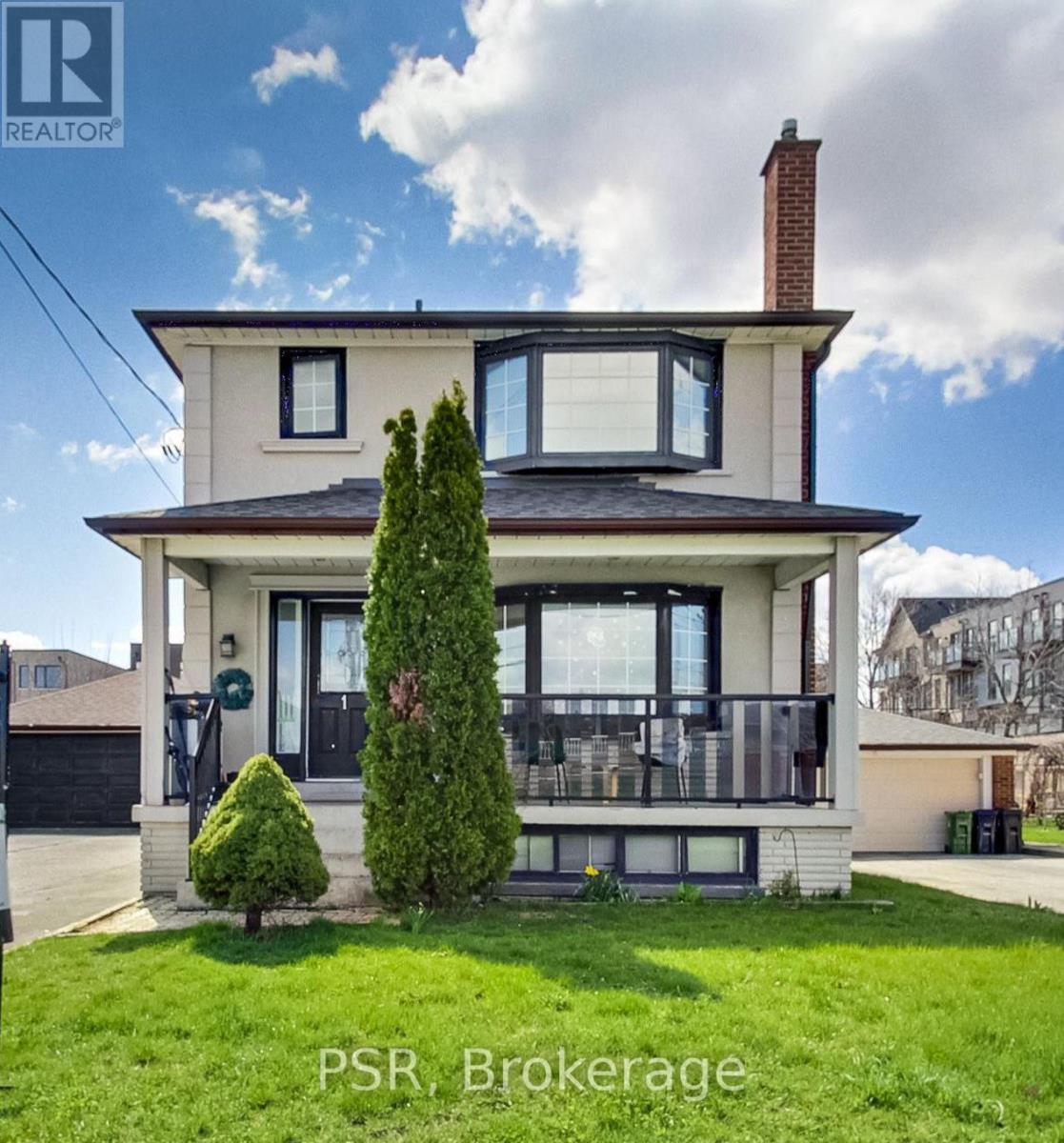 201 Ranee Avenue, Toronto (Englemount-Lawrence), Ontario  M6A 1N3 - Photo 1 - C12128061