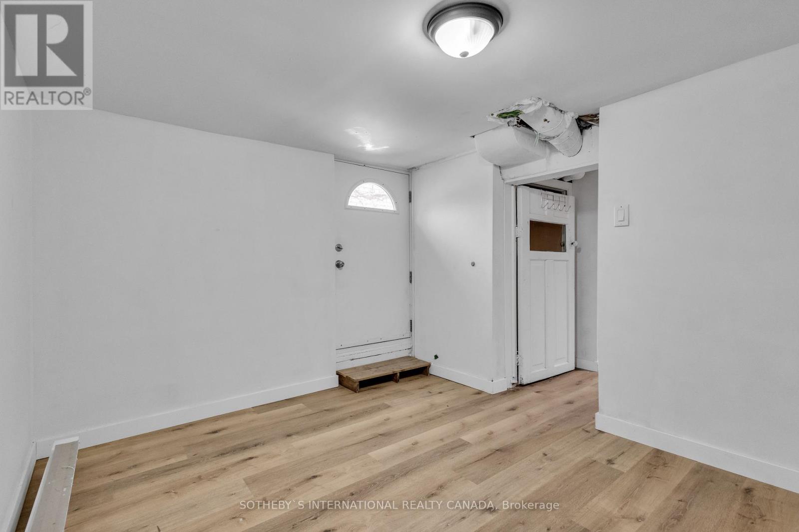 43 Burnfield Avenue, Toronto, Ontario  M6G 1Y4 - Photo 33 - W12076930