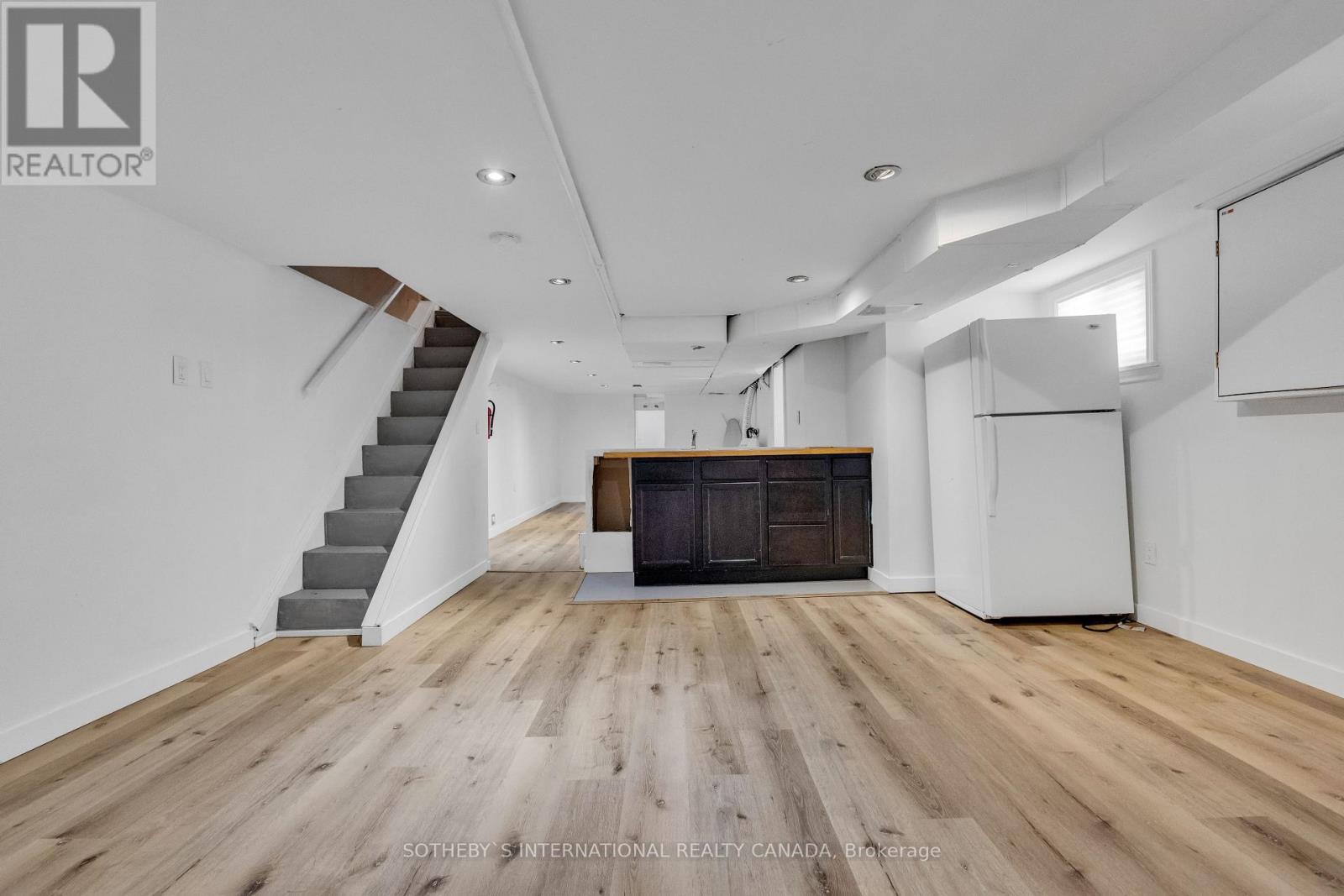 43 Burnfield Avenue, Toronto, Ontario  M6G 1Y4 - Photo 27 - W12076930