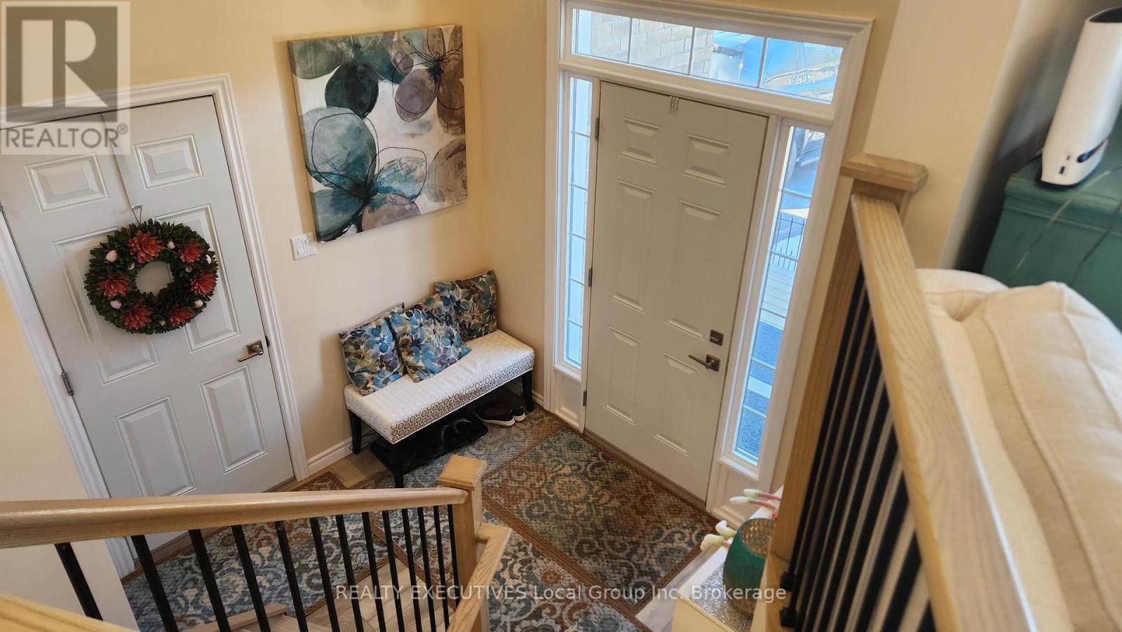 Property at 325 THELMA AVENUE image 3