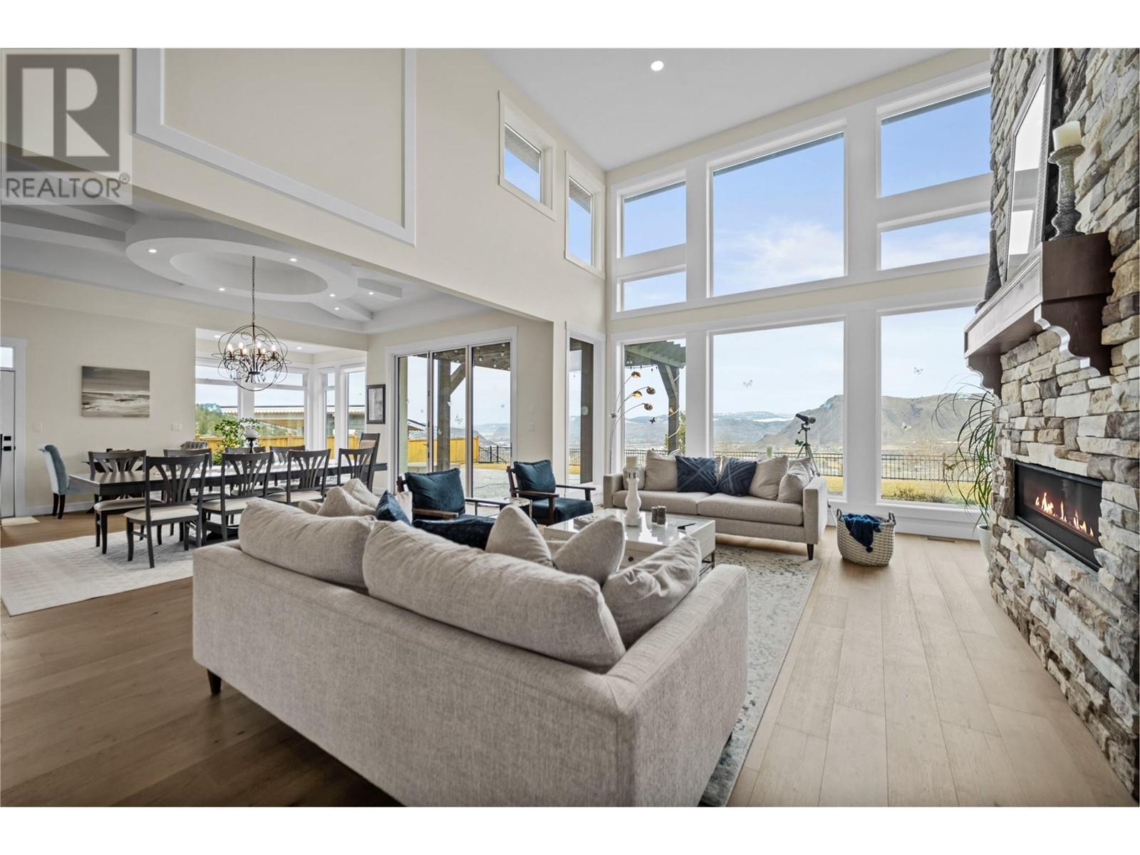 1330 MYRA Place Kamloops Photo 5