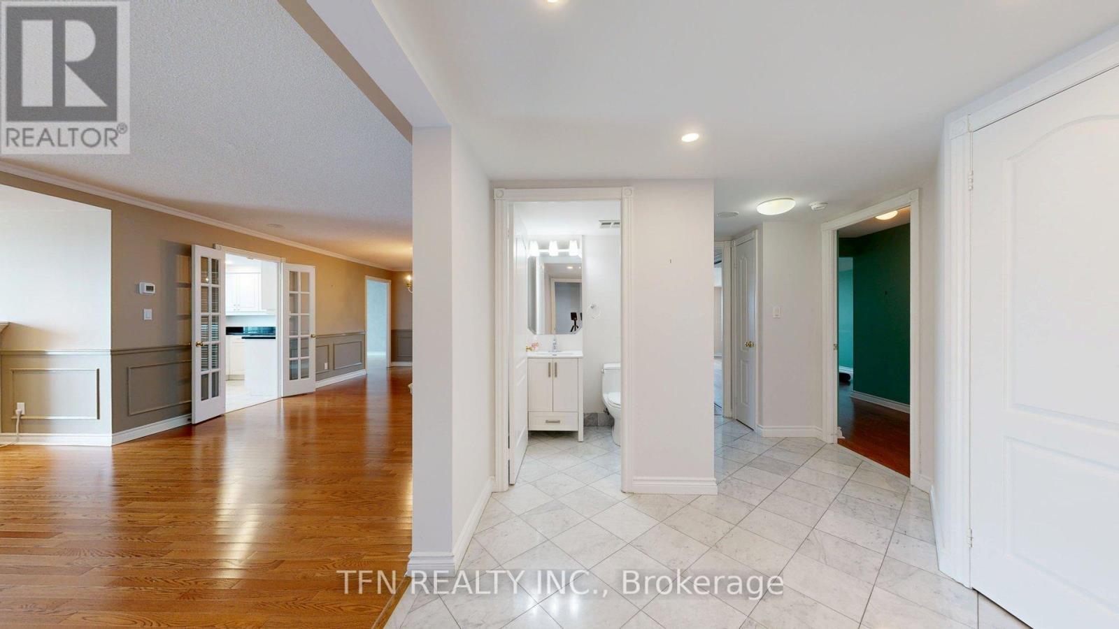 709 - 850 Steeles Avenue W, Vaughan, Ontario  L4J 8E7 - Photo 6 - N12128657