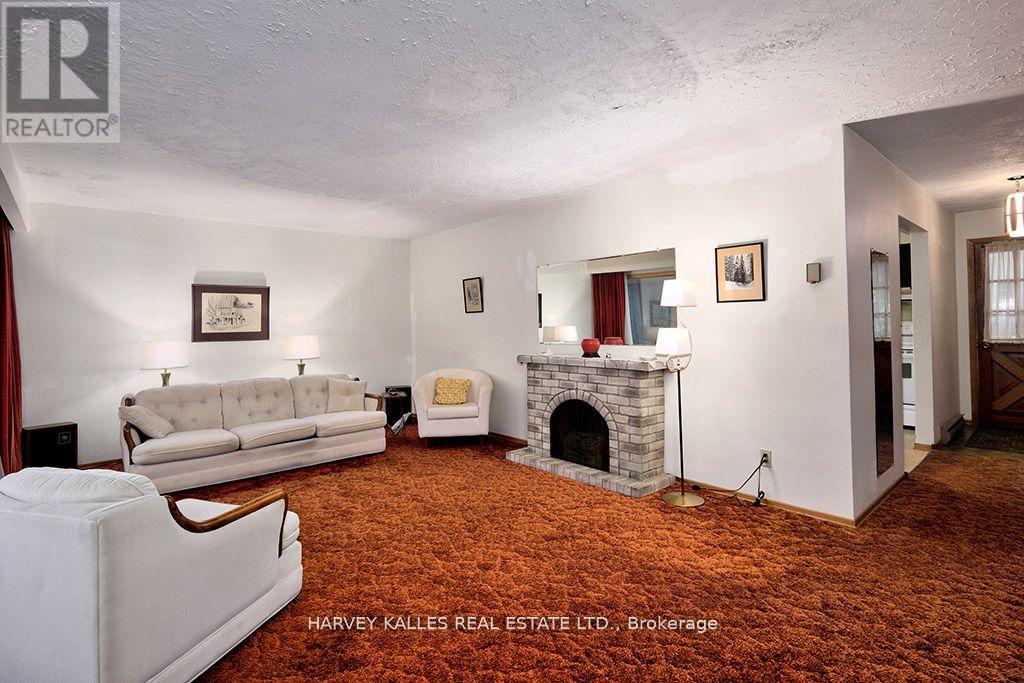 Property at 226 WEIR STREET image 5