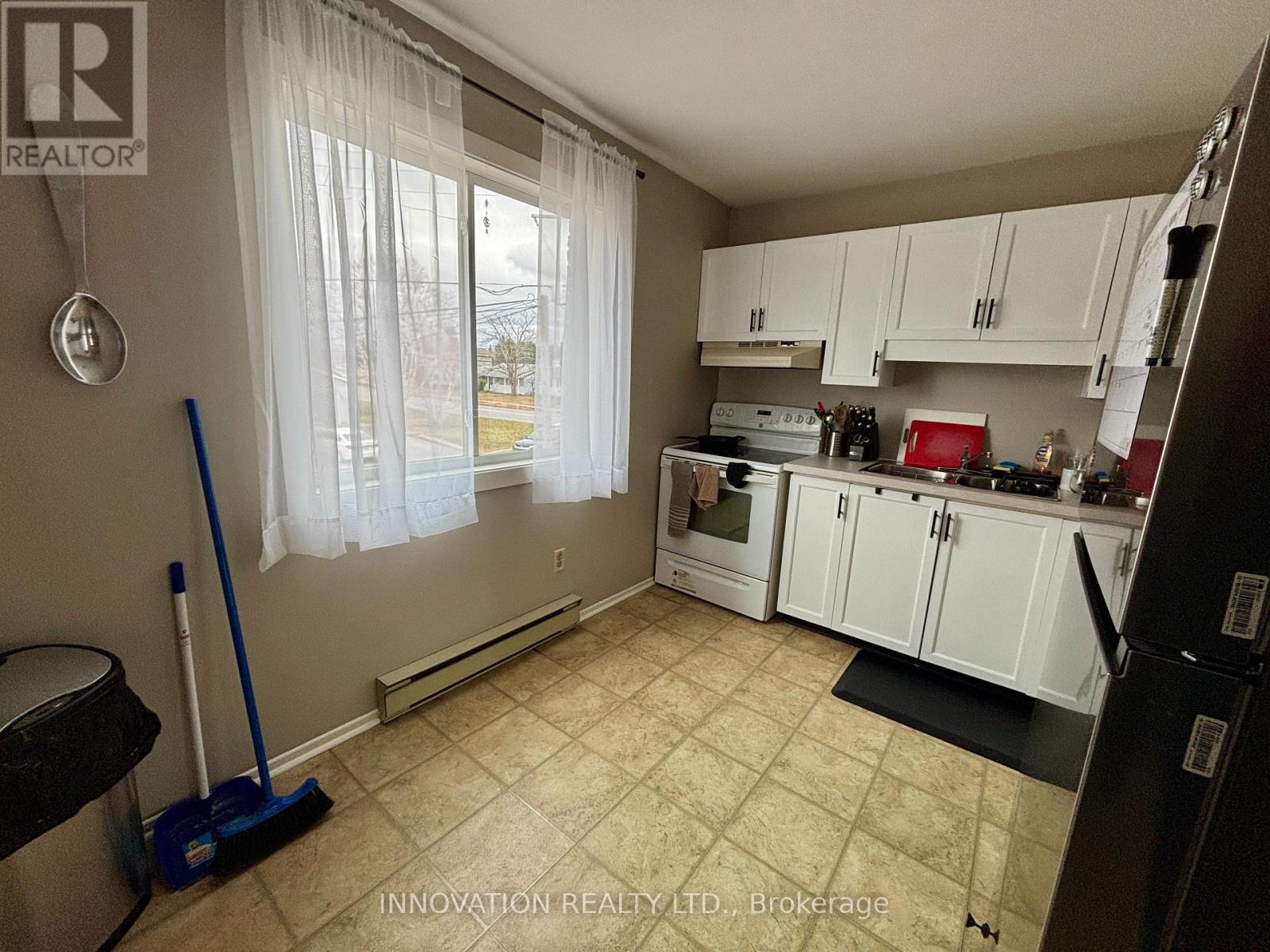 215-217 Woodward Street, Carleton Place, Ontario  K7C 4E8 - Photo 13 - X12128720