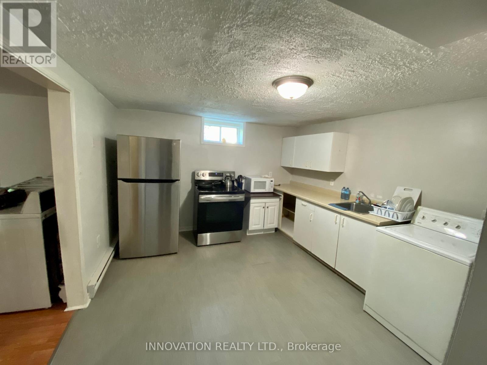 215-217 Woodward Street, Carleton Place, Ontario  K7C 4E8 - Photo 3 - X12128720