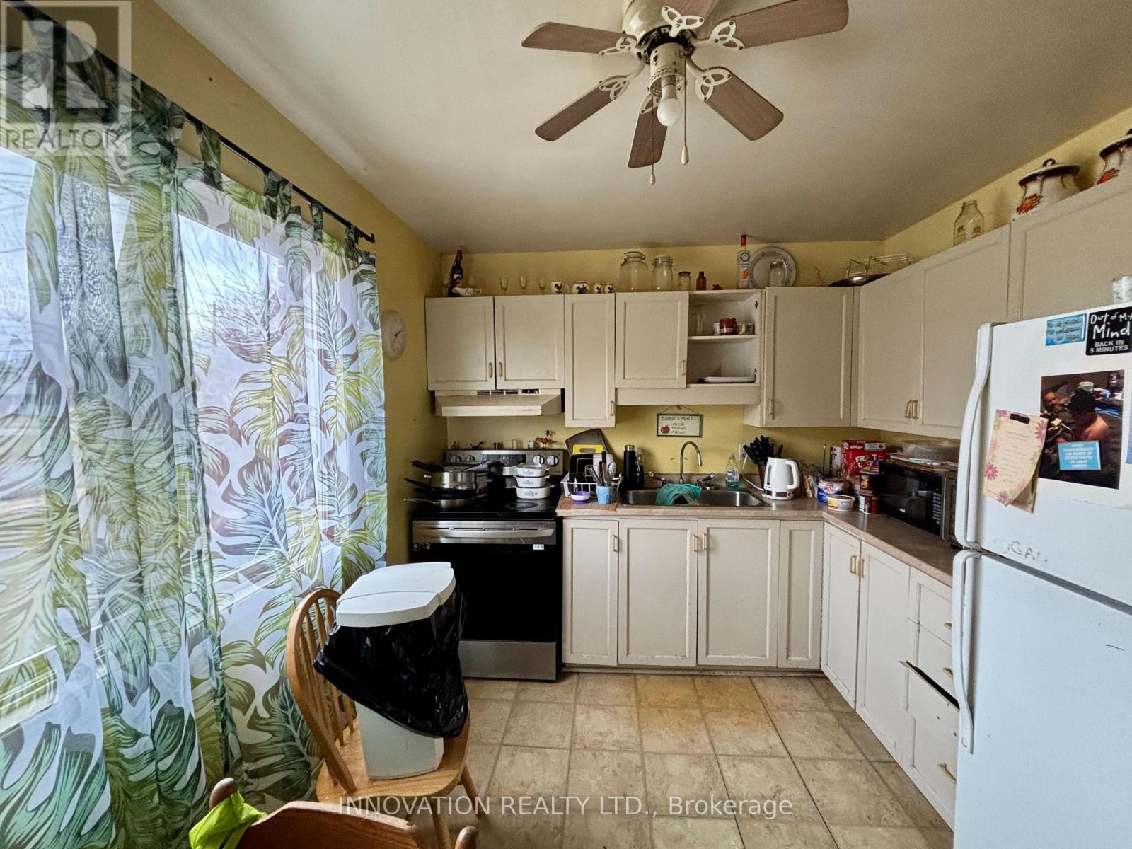 215-217 Woodward Street, Carleton Place, Ontario  K7C 4E8 - Photo 9 - X12128720
