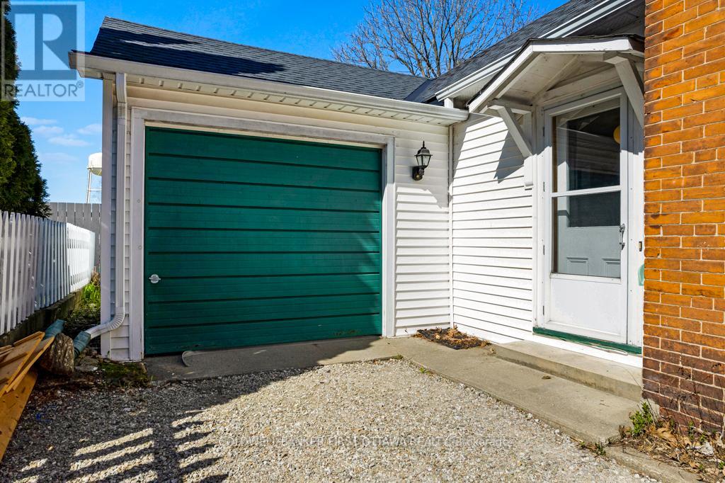 32 Drummond Street E, Perth, Ontario  K7H 1E9 - Photo 41 - X12128768