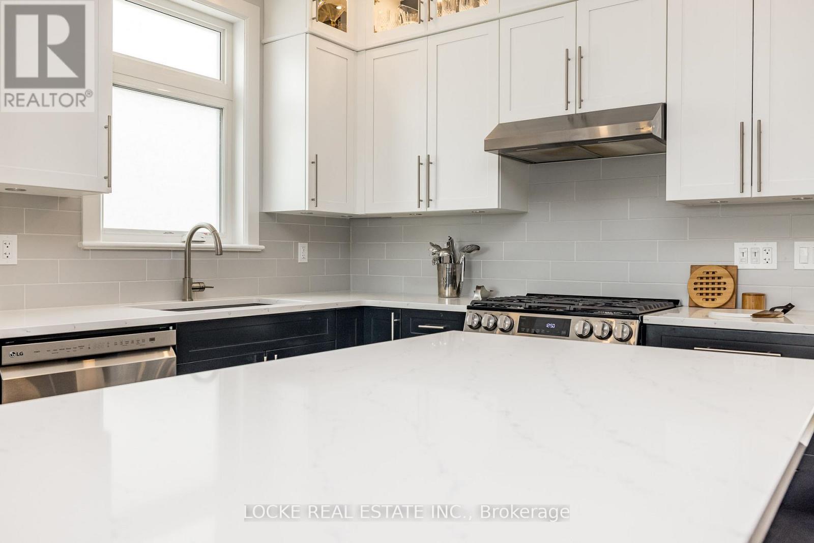 747 Keinouche Place, Ottawa, Ontario  K4A 5K3 - Photo 12 - X12128820