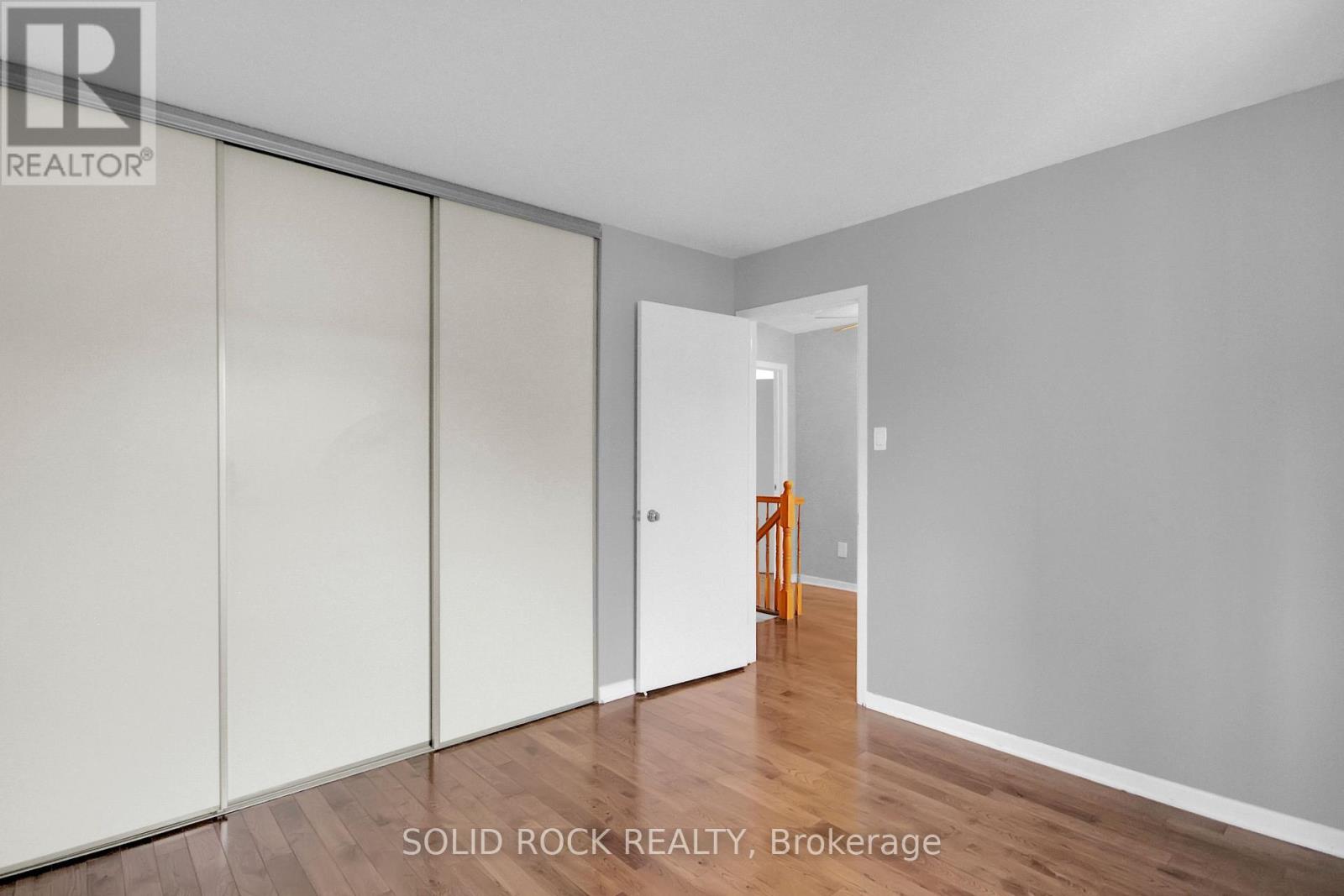 12 Notman Way, Ottawa, Ontario  K1G 4P6 - Photo 28 - X12128832