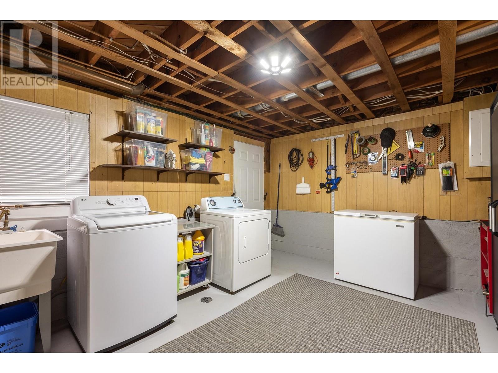 2070 Lyons Court, Coquitlam, British Columbia  V3J 3L7 - Photo 21 - R2998950
