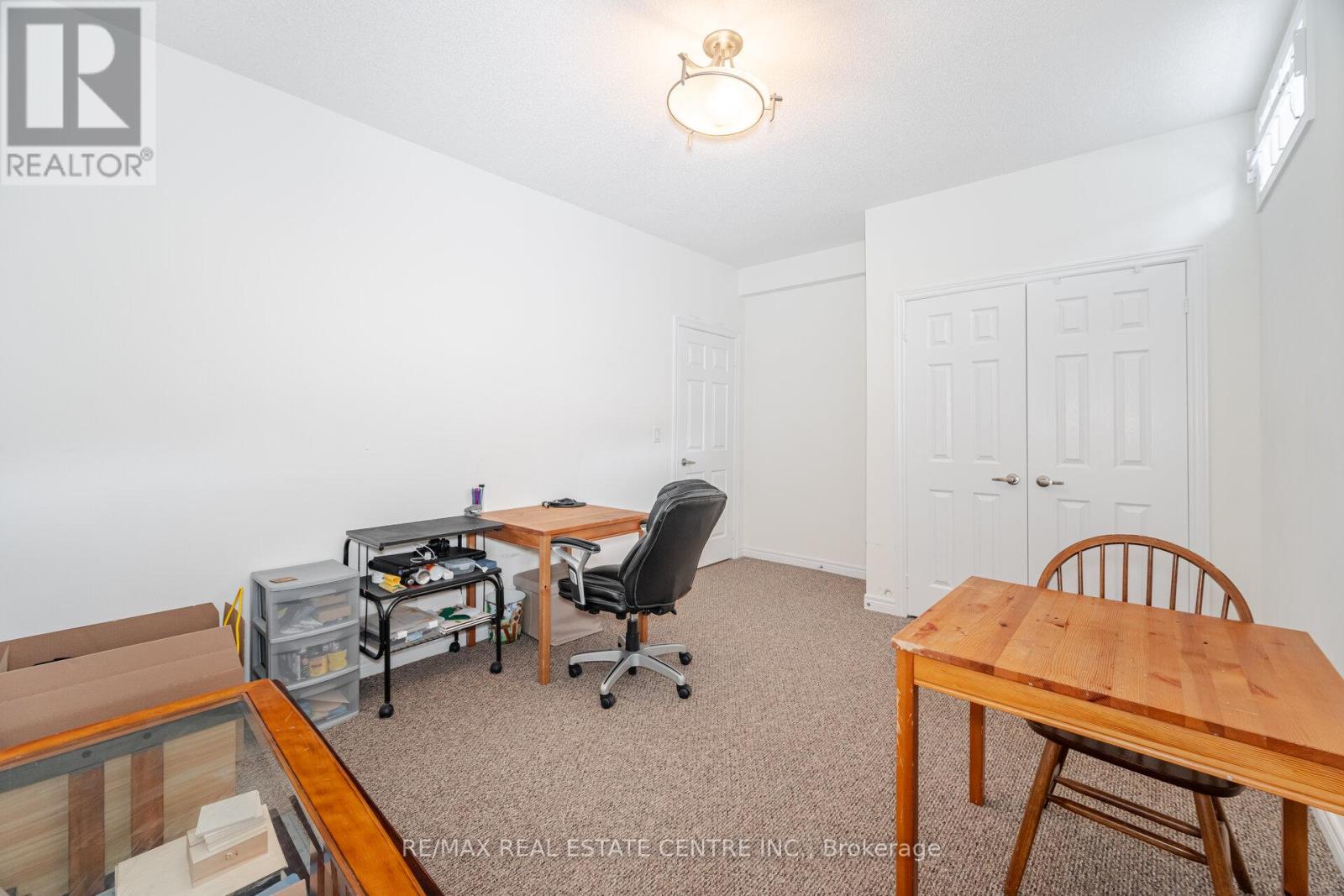3401 Hideaway Place, Mississauga, Ontario  L5M 0A7 - Photo 43 - W12128637