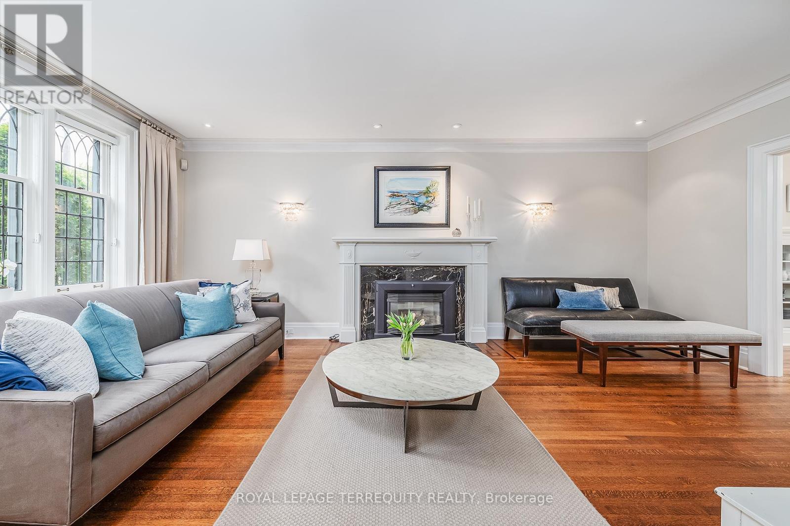 Property at 369 PRINCE EDWARD DRIVE N image 5