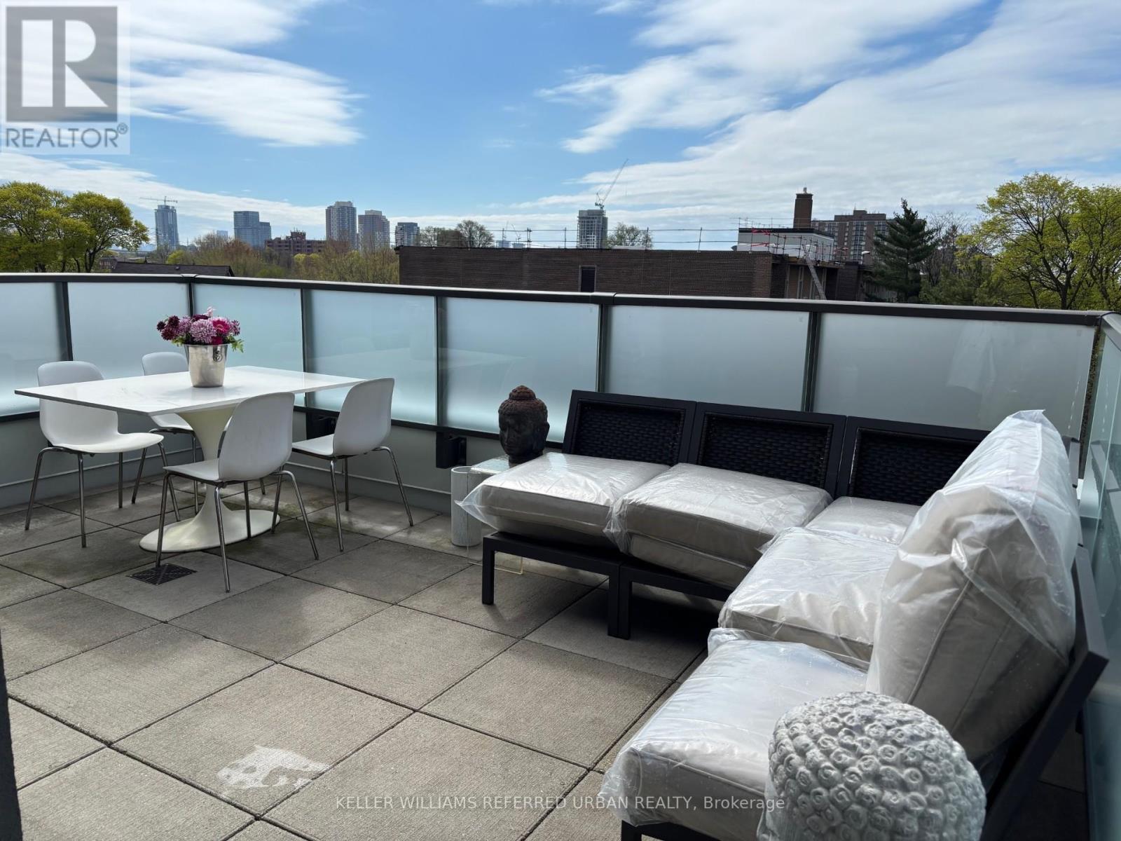 385 Osler Street, Toronto (Weston-Pellam Park), Ontario  M6N 2Z4 - Photo 15 - W12128695