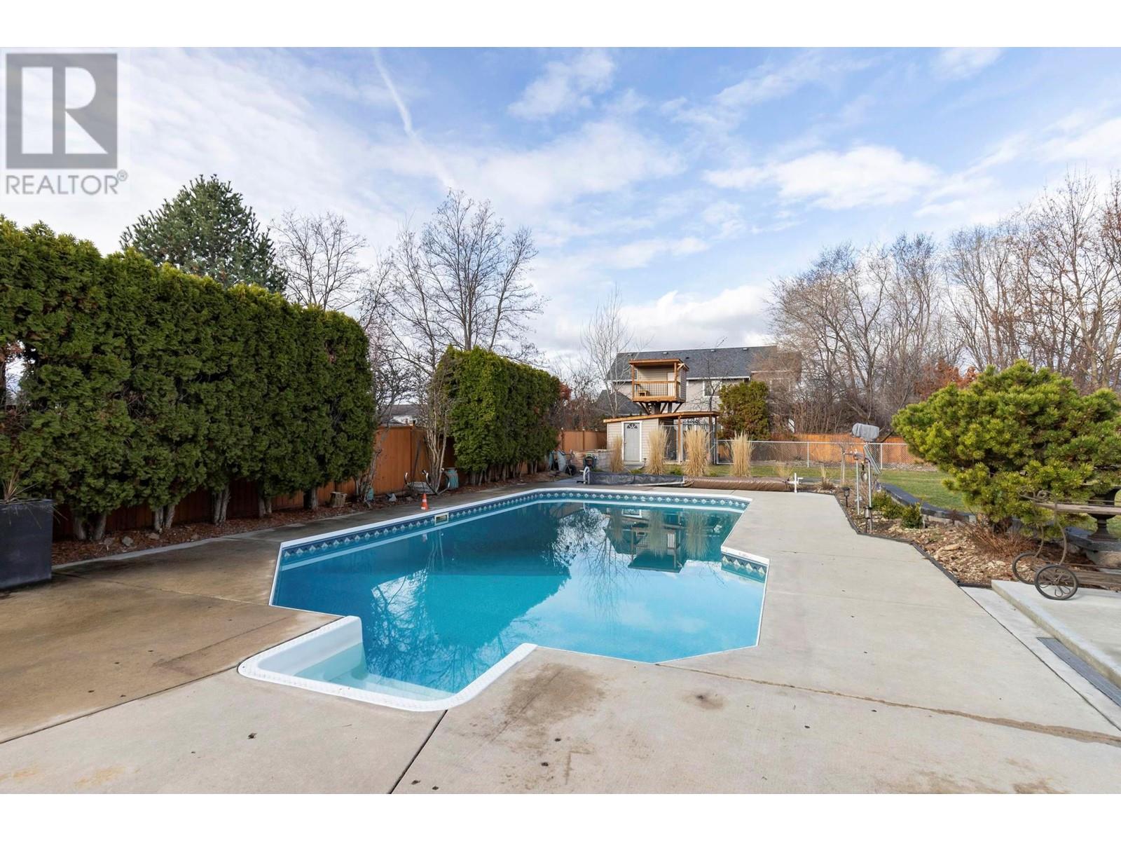 Property at 3050 Holland Road image 3