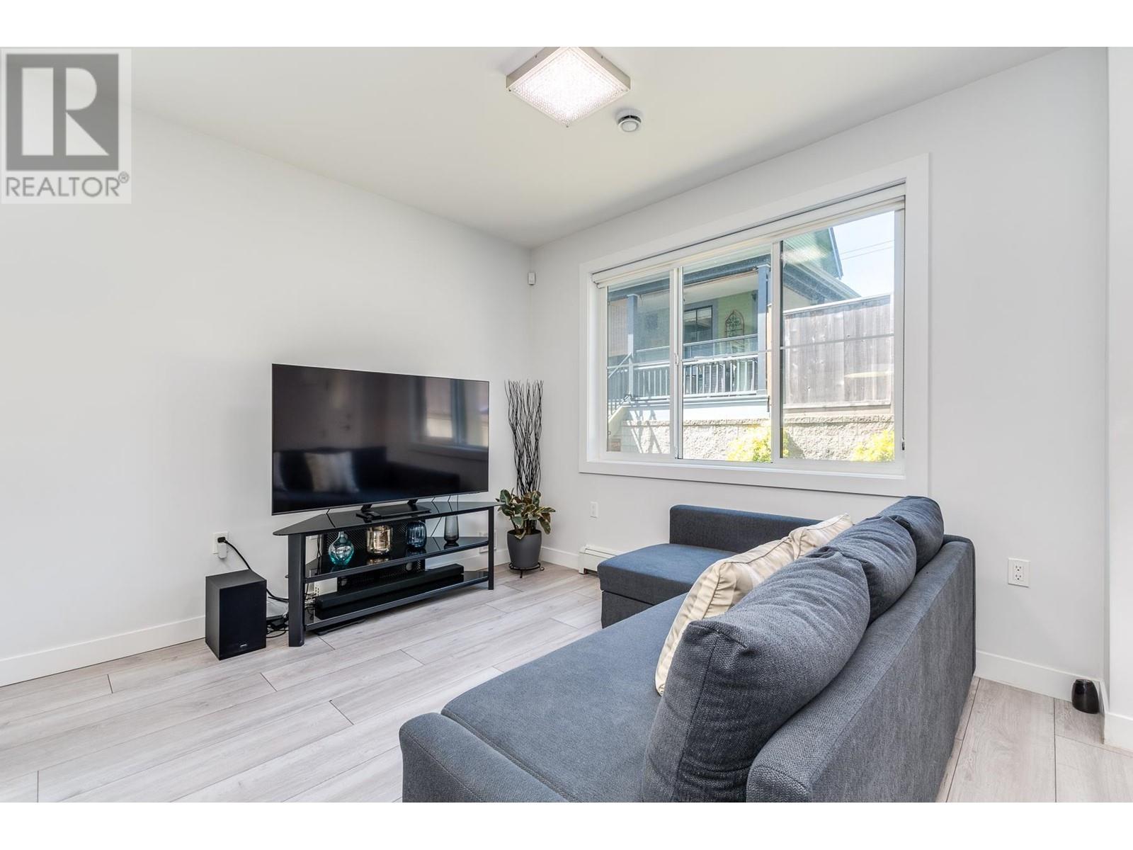 Property at 2 1023 THIRD AVENUE image 5