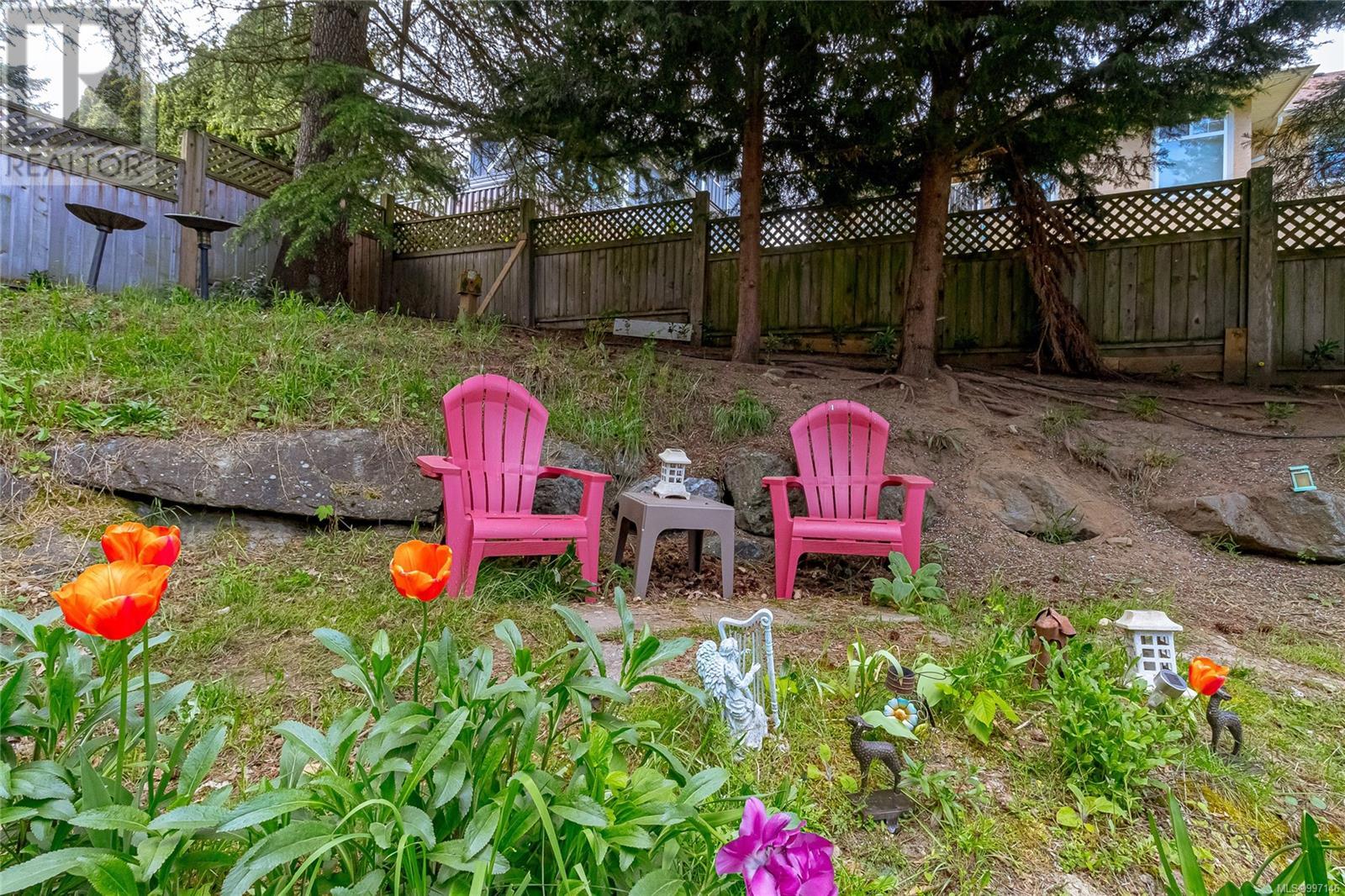 6890 East Saanich Rd, Central Saanich, British Columbia  V8Z 5Y9 - Photo 28 - 997146