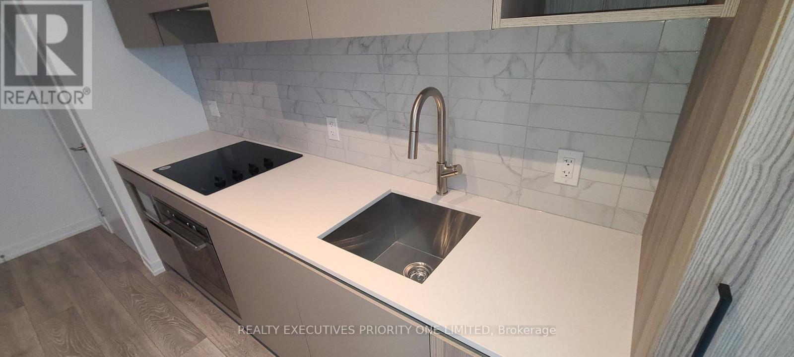 319 - 55 Mercer Street, Toronto, Ontario  M5V 0W4 - Photo 2 - C12128808