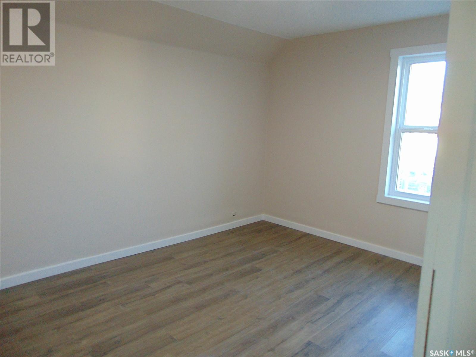 405 D Avenue S, Saskatoon, Saskatchewan  S7M 1R3 - Photo 16 - SK004686
