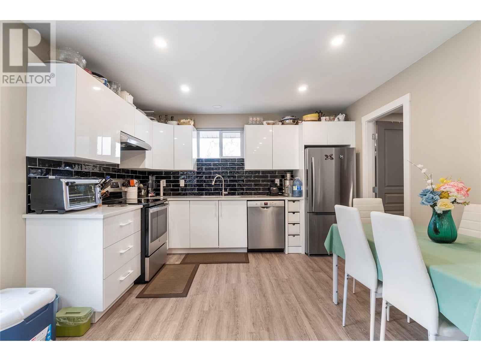 1851 70 Street Se, Salmon Arm, British Columbia  V1E 1X4 - Photo 58 - 10345541