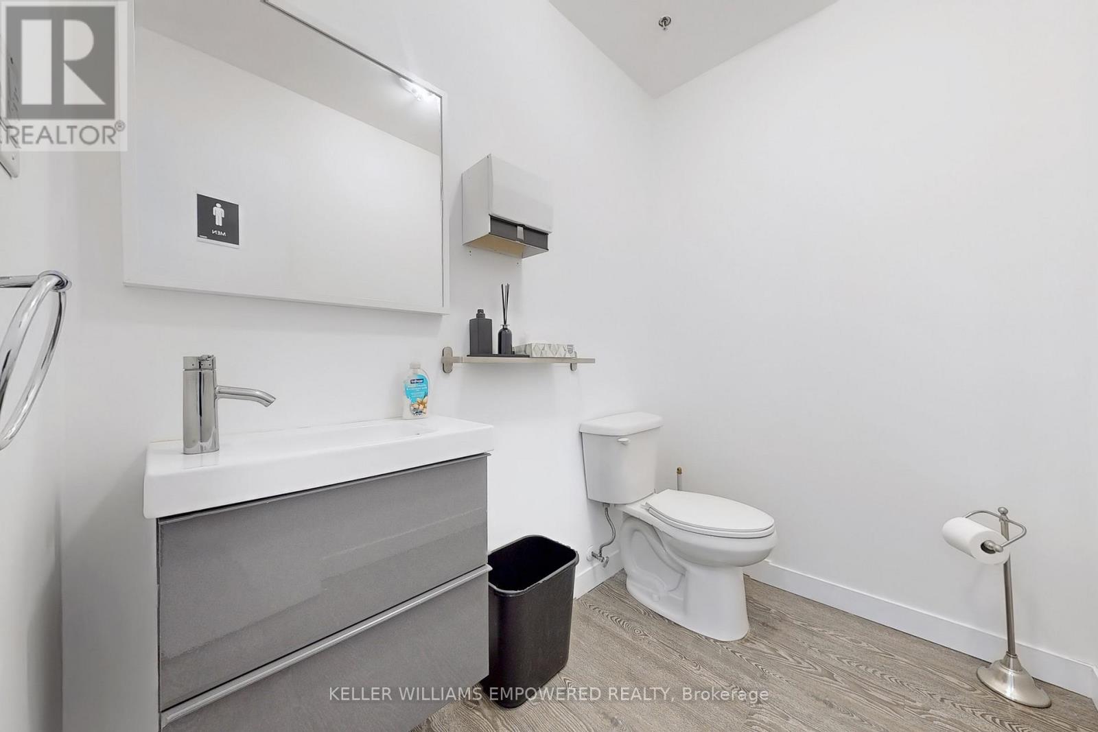 7 & 8 - 60 Marycroft Avenue, Vaughan, Ontario  L4L 5Y5 - Photo 33 - N12128789