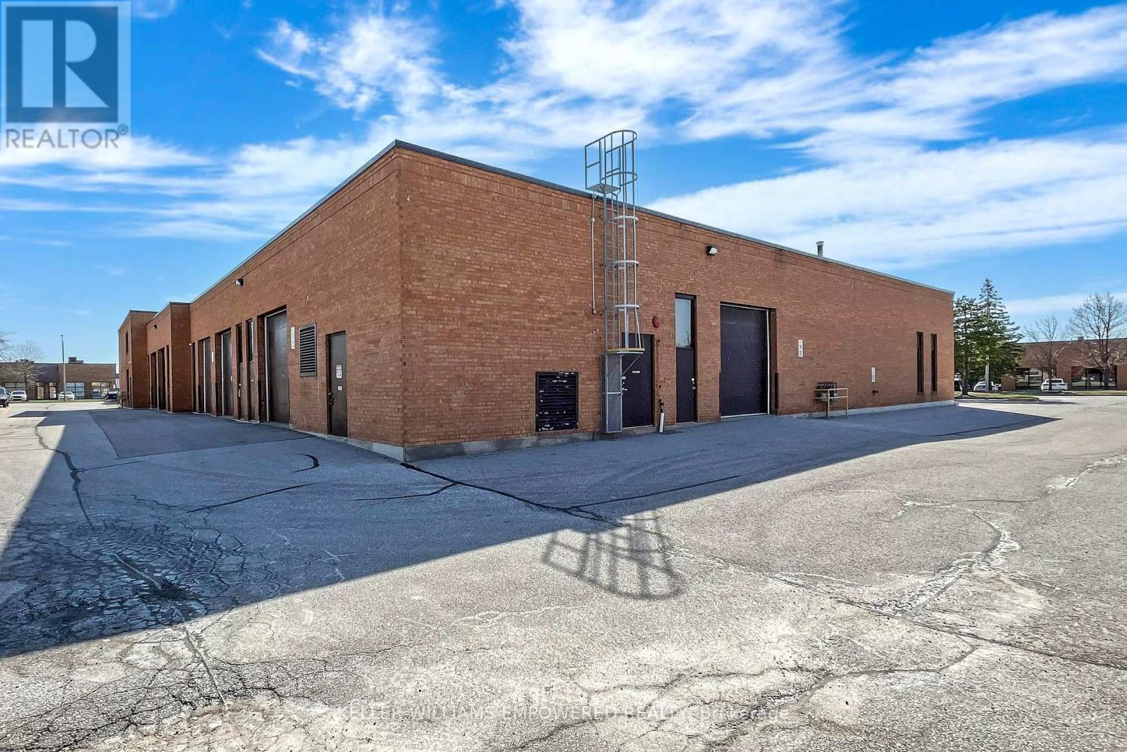 7 & 8 - 60 Marycroft Avenue, Vaughan, Ontario  L4L 5Y5 - Photo 5 - N12128789