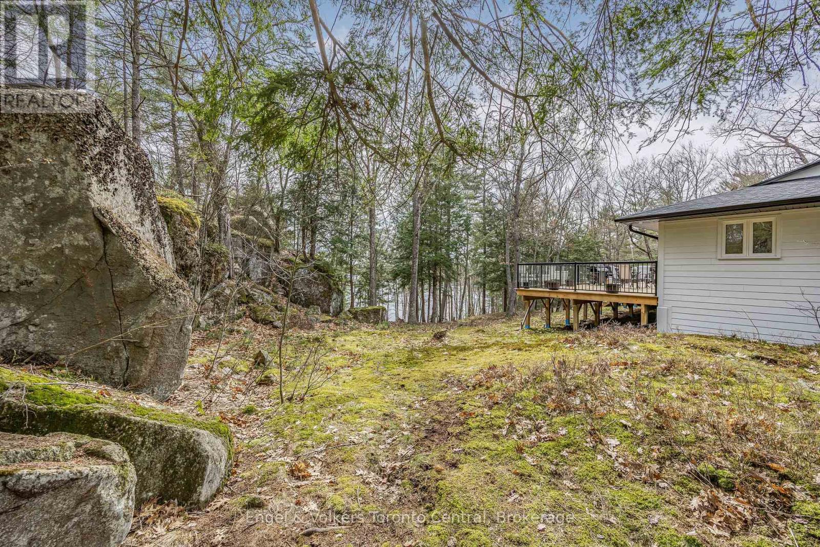 2481 Falkenburg Road, Muskoka Lakes, Ontario  P0B 1J0 - Photo 25 - X12118885