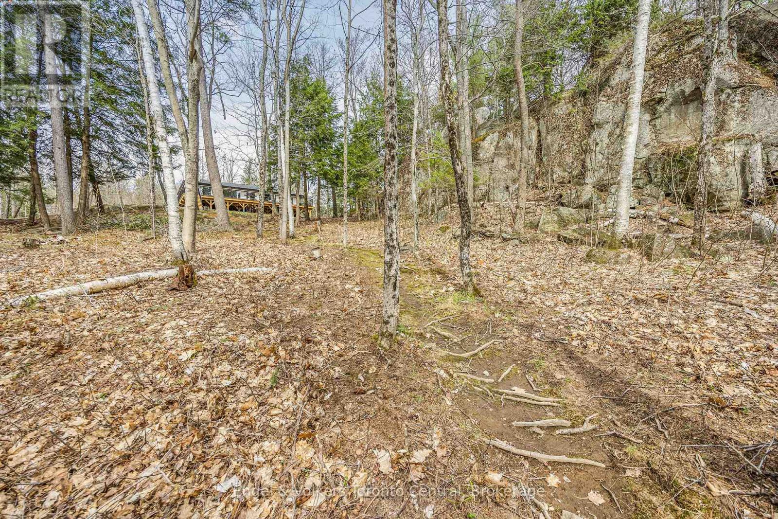 2481 Falkenburg Road, Muskoka Lakes, Ontario P0B 1J0 - Photo 33 - X12118885