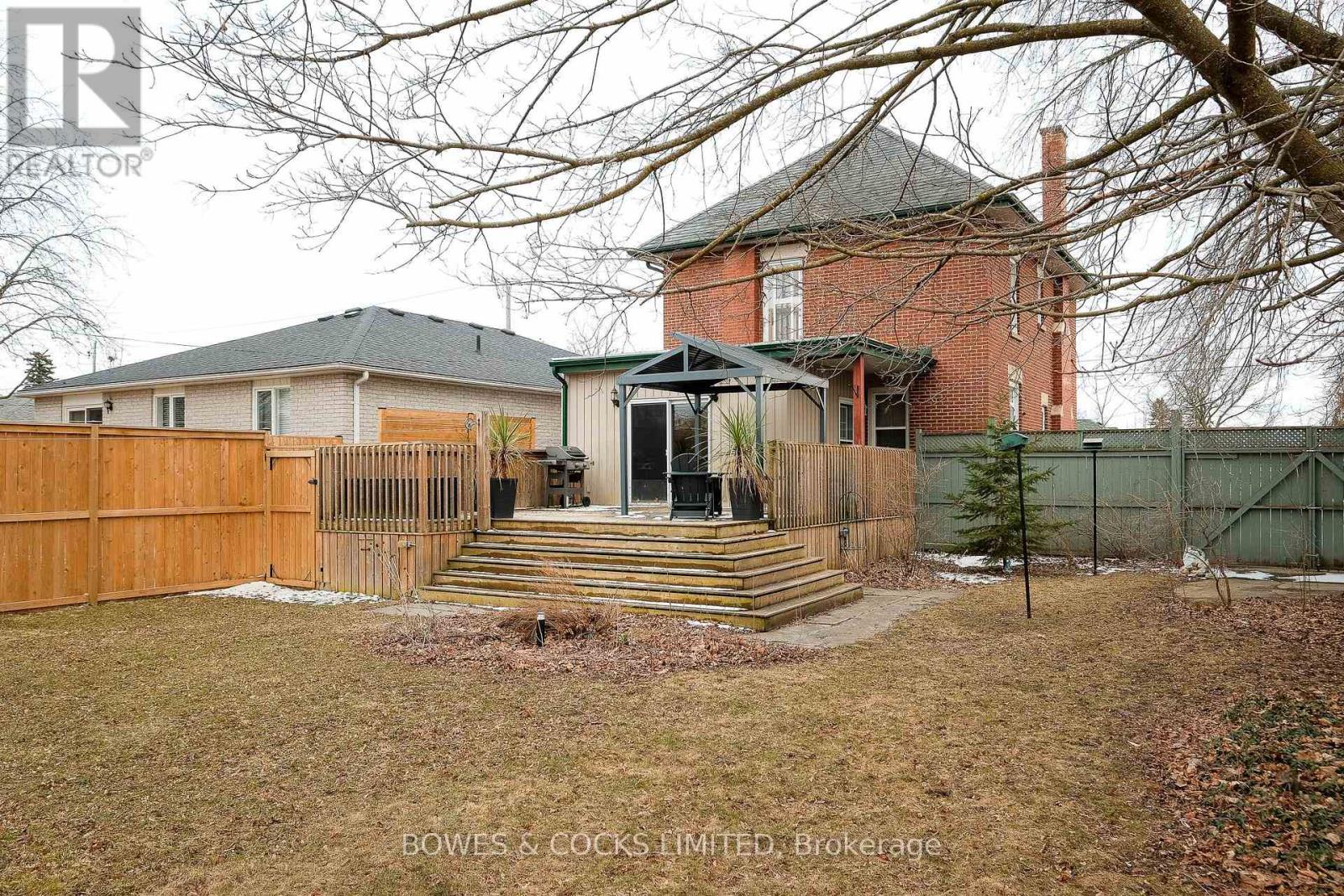 562 Cameron Street, Peterborough South, Ontario  K9J 3Z5 - Photo 31 - X12128848