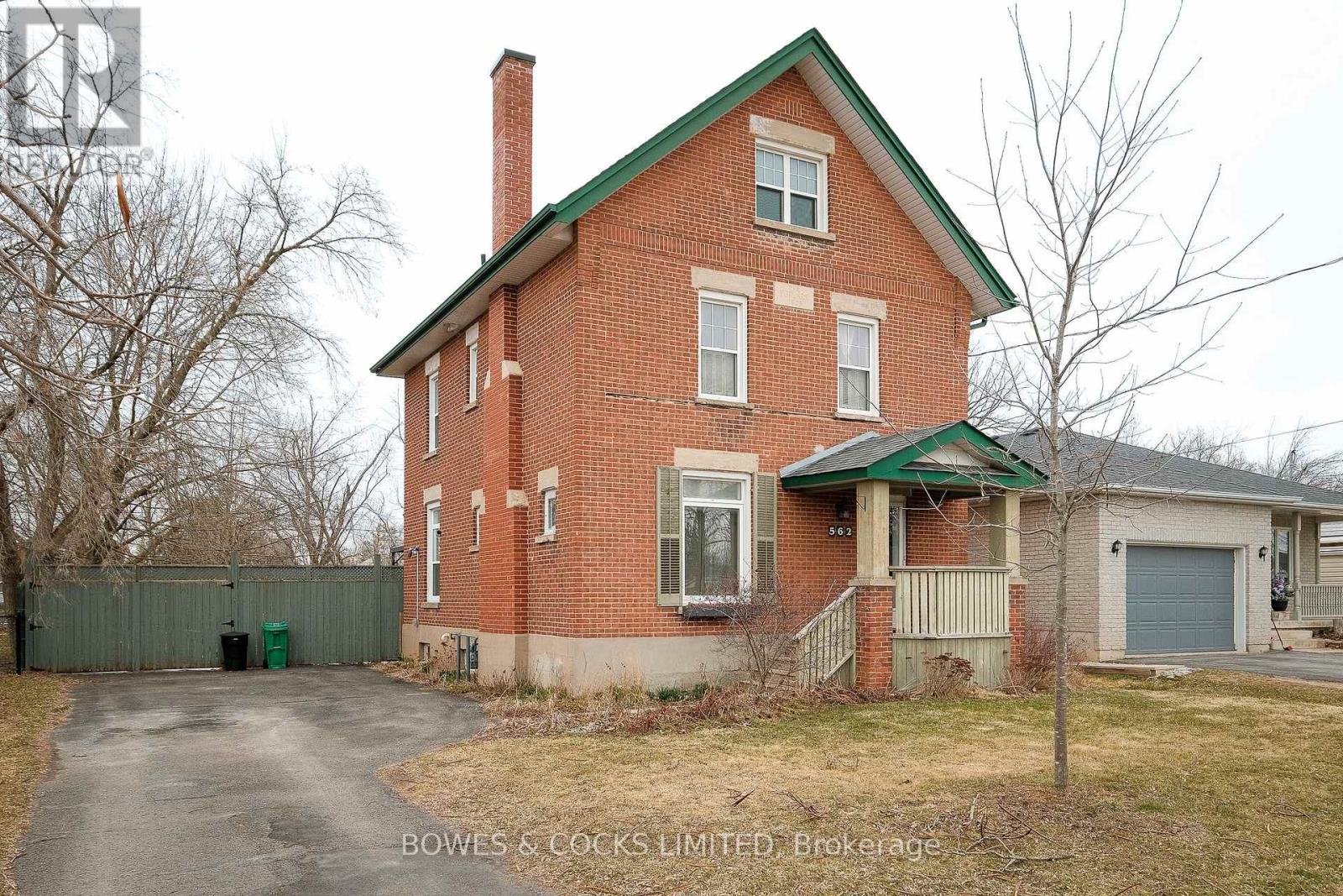 562 Cameron Street, Peterborough South, Ontario  K9J 3Z5 - Photo 46 - X12128848