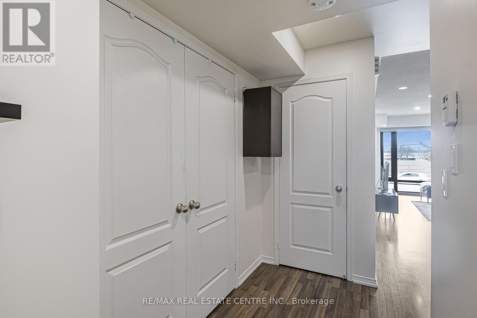 706 - 138 Widdicombe Hill Boulevard, Toronto, Ontario  M9R 0A9 - Photo 17 - W12128764