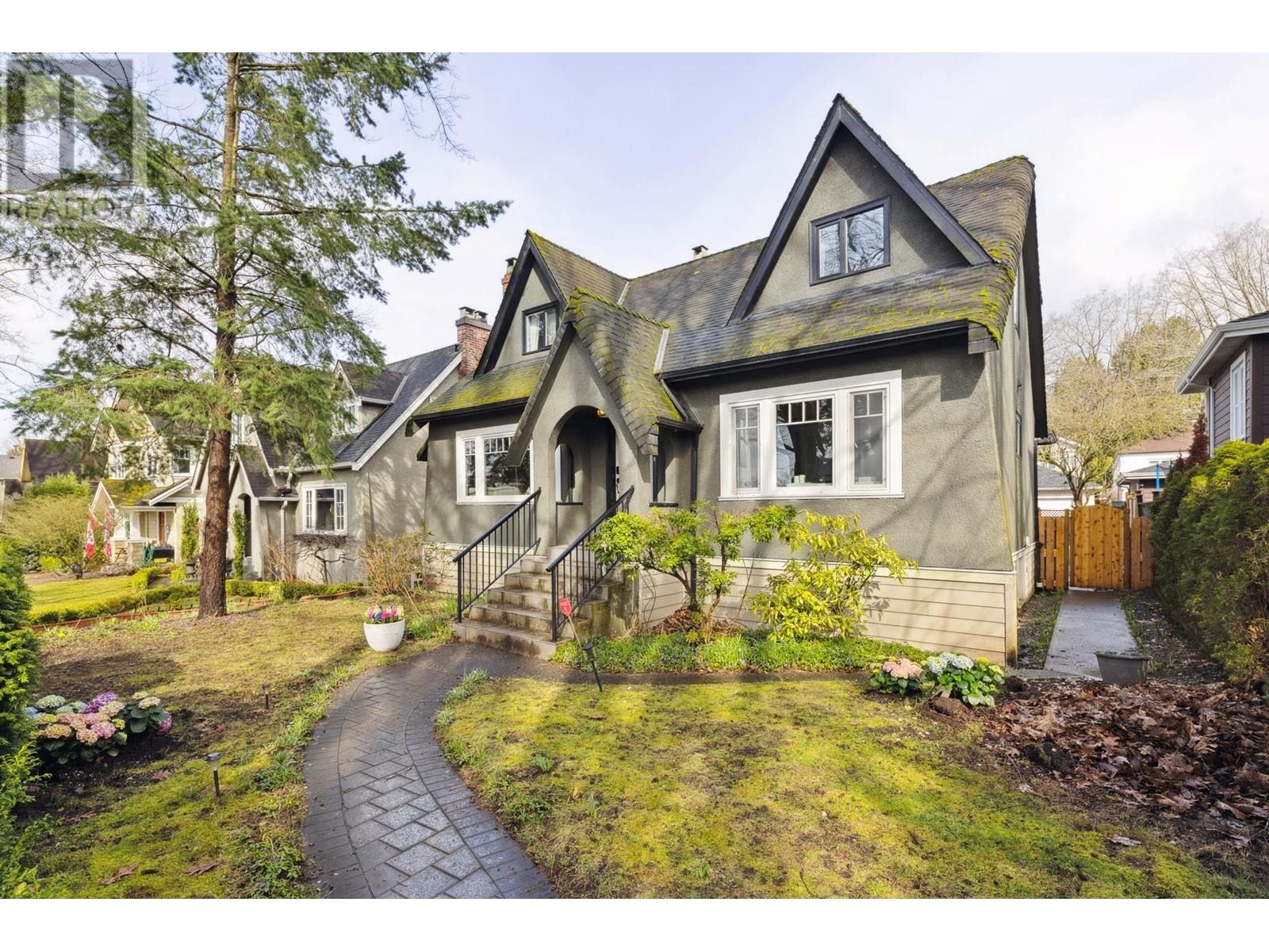 2923 W 32ND AVENUE, Vancouver, British Columbia
