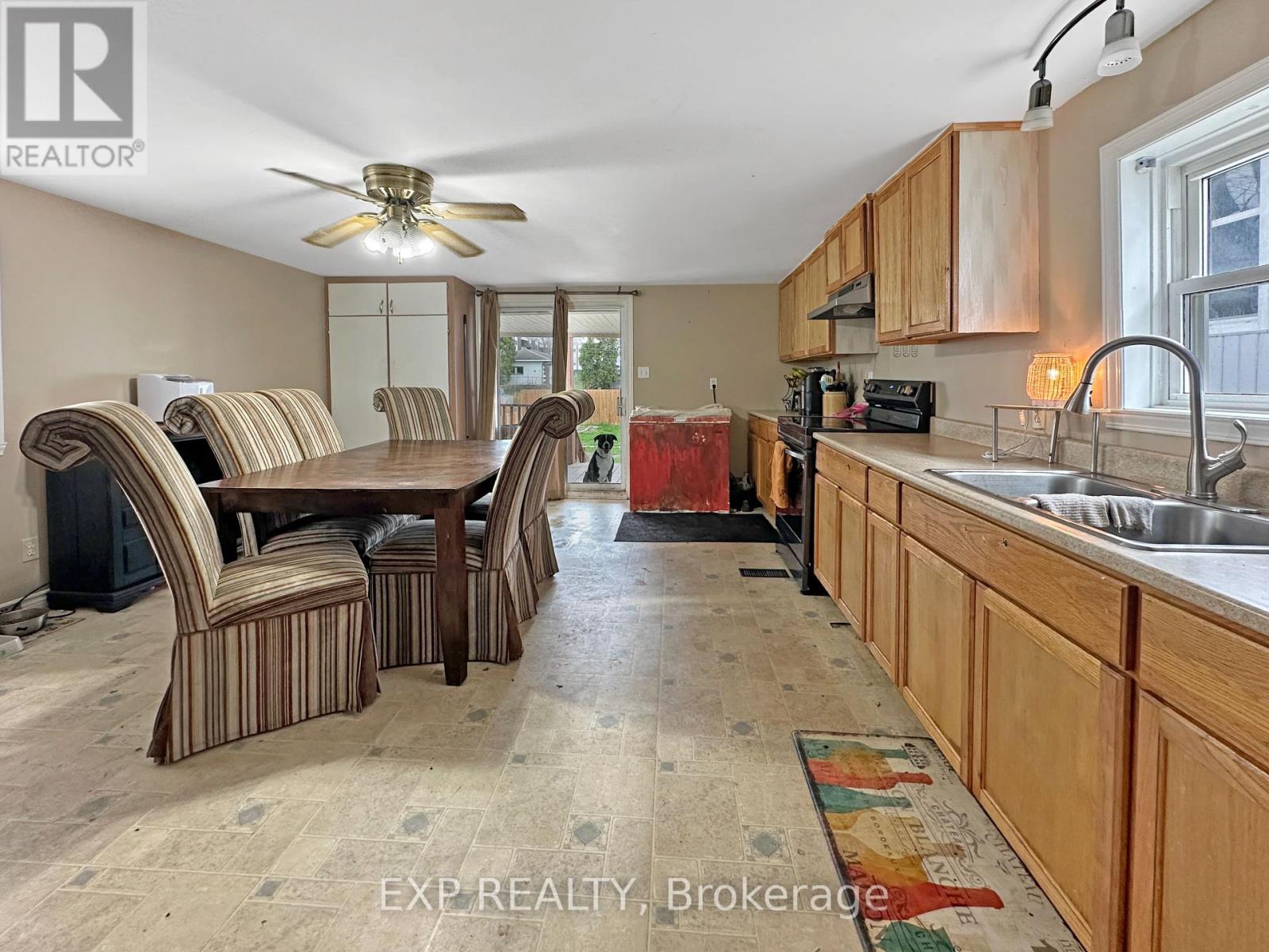 107 Third Street W, Cornwall, Ontario  K6J 2N9 - Photo 8 - X12128868