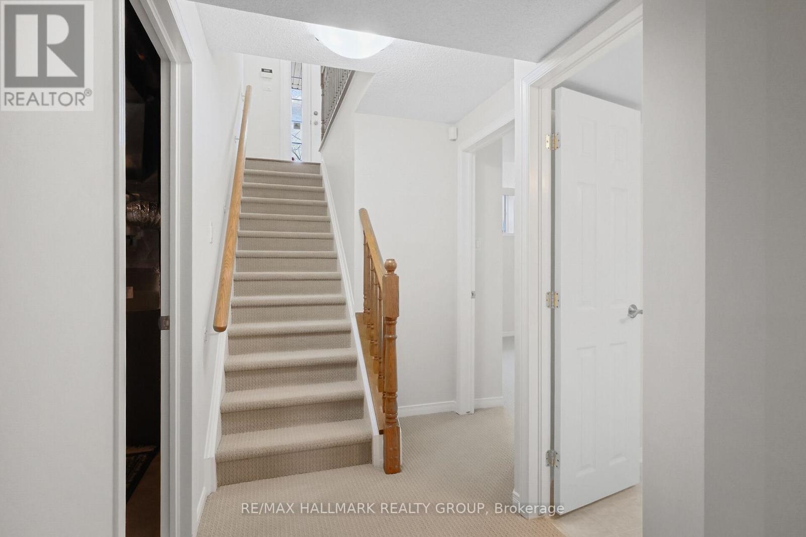 126 Grandpark Circle, Ottawa, Ontario  K1G 6R5 - Photo 34 - X12128886
