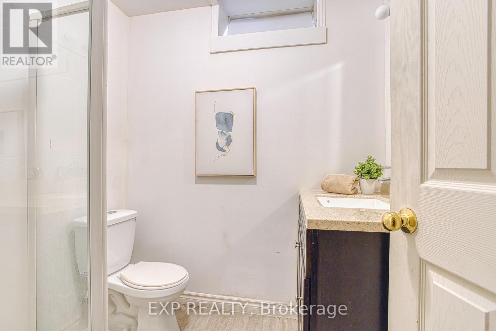 86 Glendarling Crescent, Hamilton, Ontario  L8E 0B1 - Photo 27 - X12128722