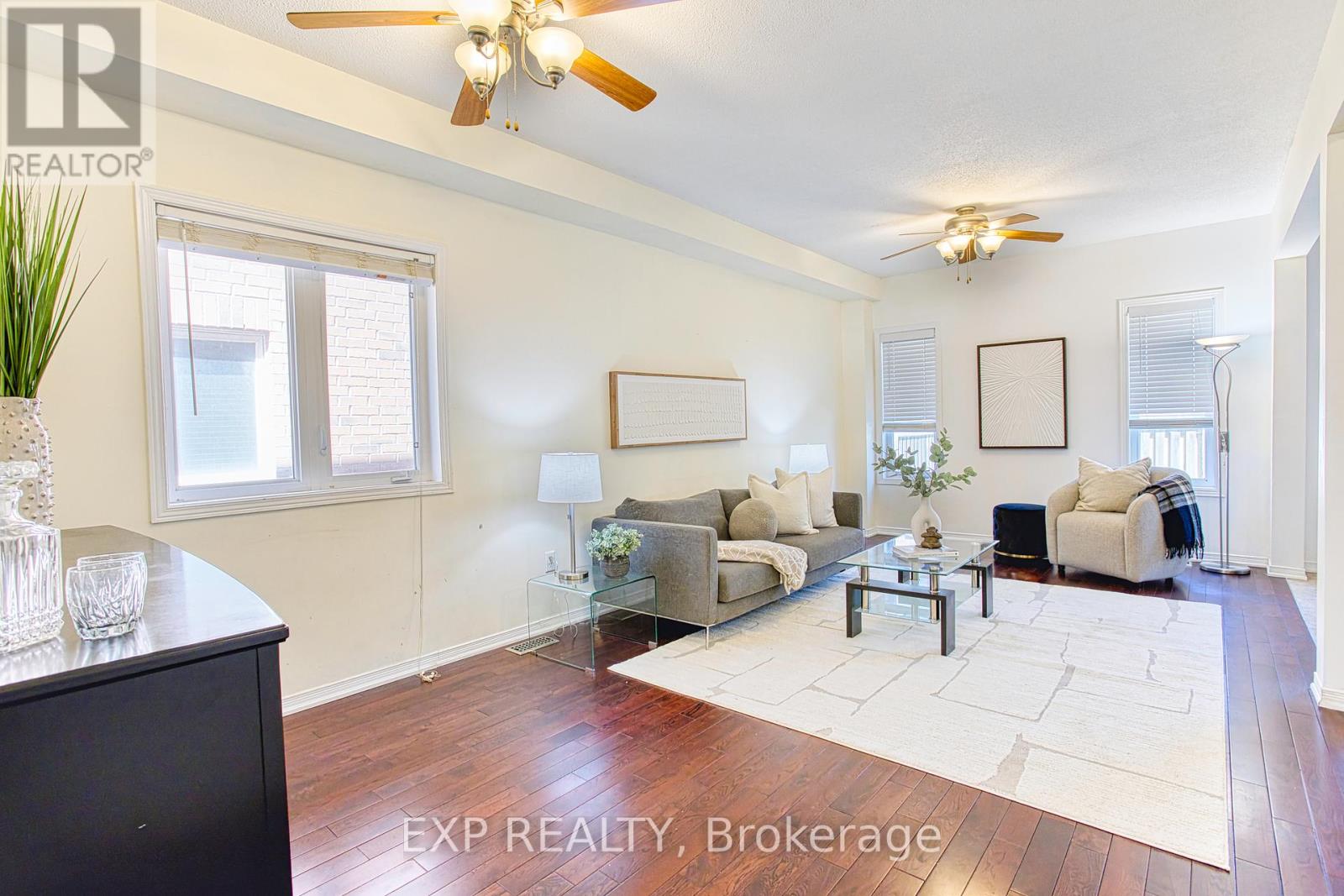 86 Glendarling Crescent, Hamilton, Ontario  L8E 0B1 - Photo 6 - X12128722