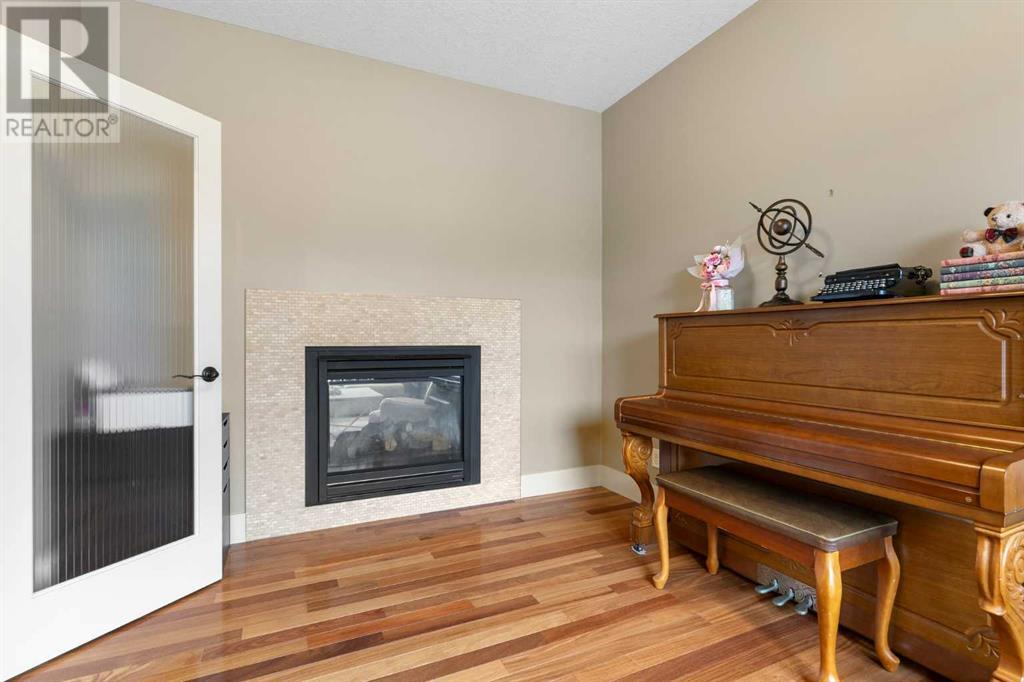 Property at 121 Panatella Green NW image 4