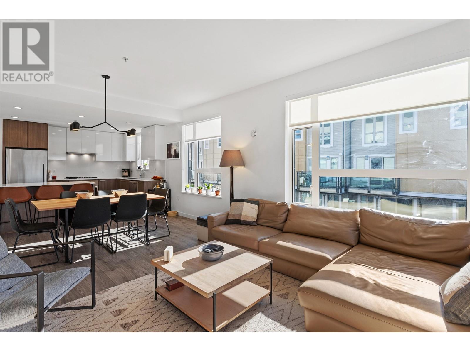 204 715 W 15th Street, North Vancouver, British Columbia  V7M 1T2 - Photo 6 - R2999177