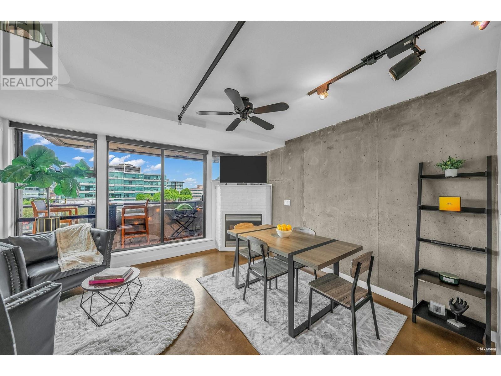 Ph 704 428 W 8th Avenue, Vancouver, British Columbia  V5Y 1N9 - Photo 3 - R2999226