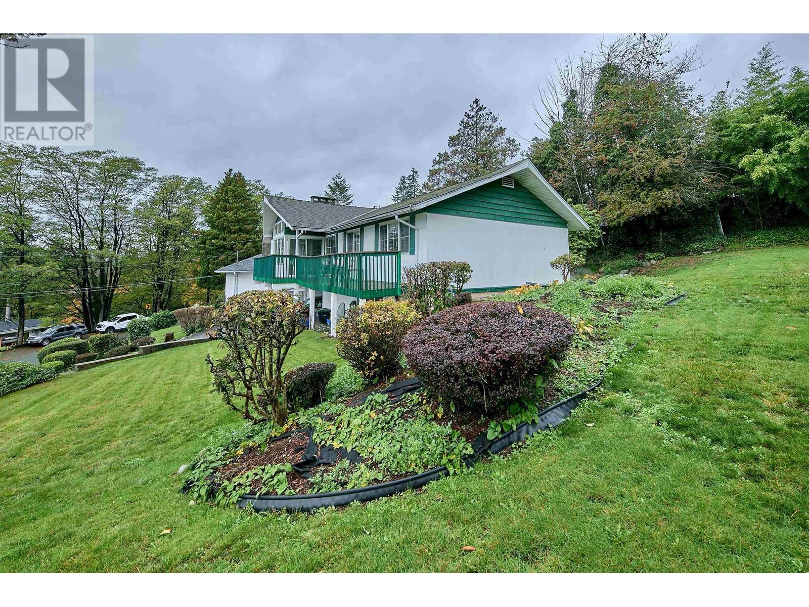 327 Seaforth Crescent, Coquitlam, British Columbia  V3K 2M3 - Photo 14 - R2999225