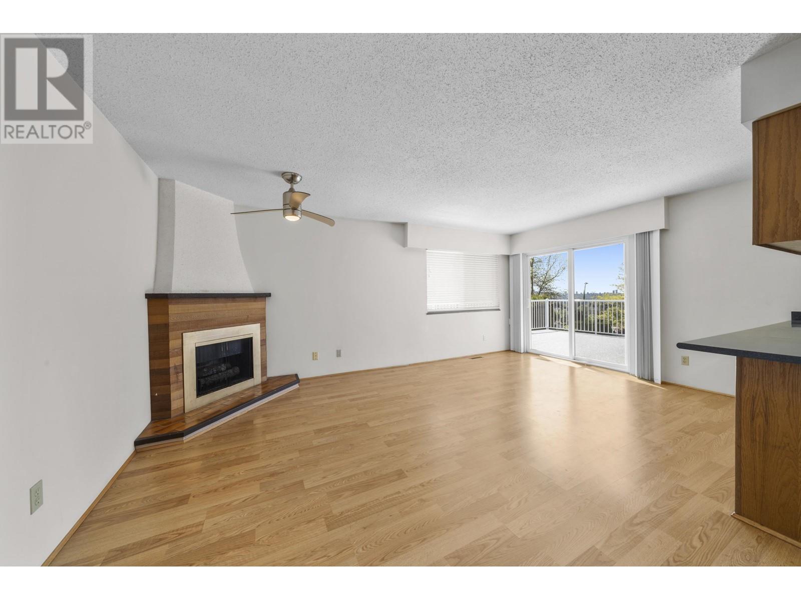Property at 1060 AYSHIRE DRIVE image 2