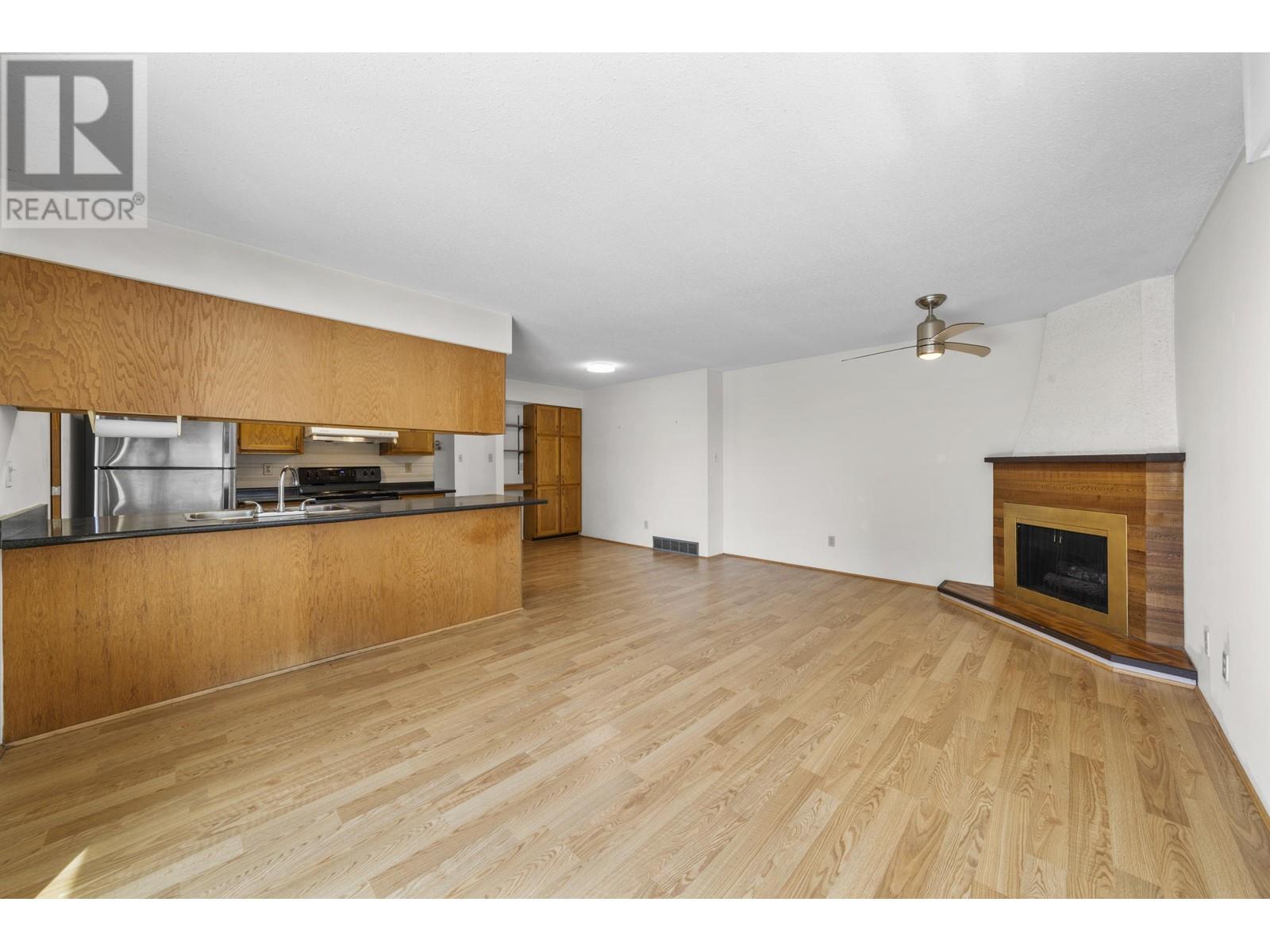 Property at 1060 AYSHIRE DRIVE image 3
