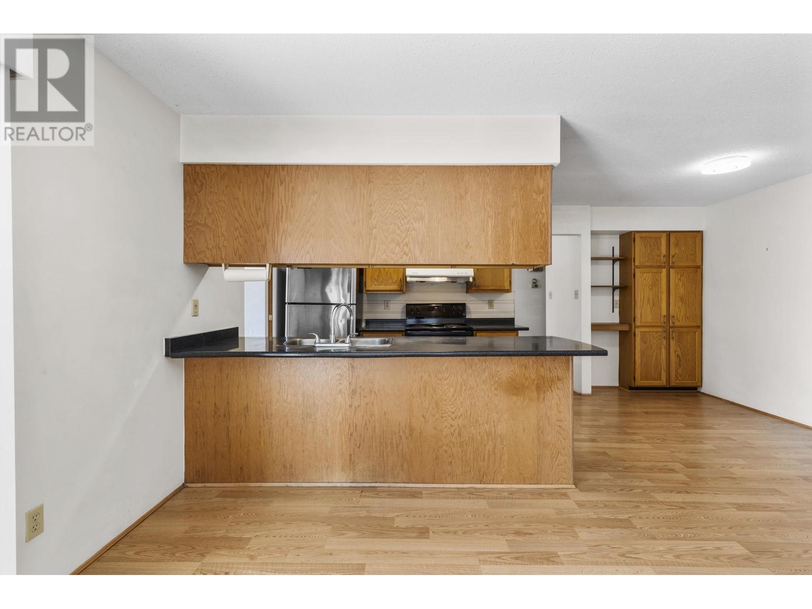 Property at 1060 AYSHIRE DRIVE image 5
