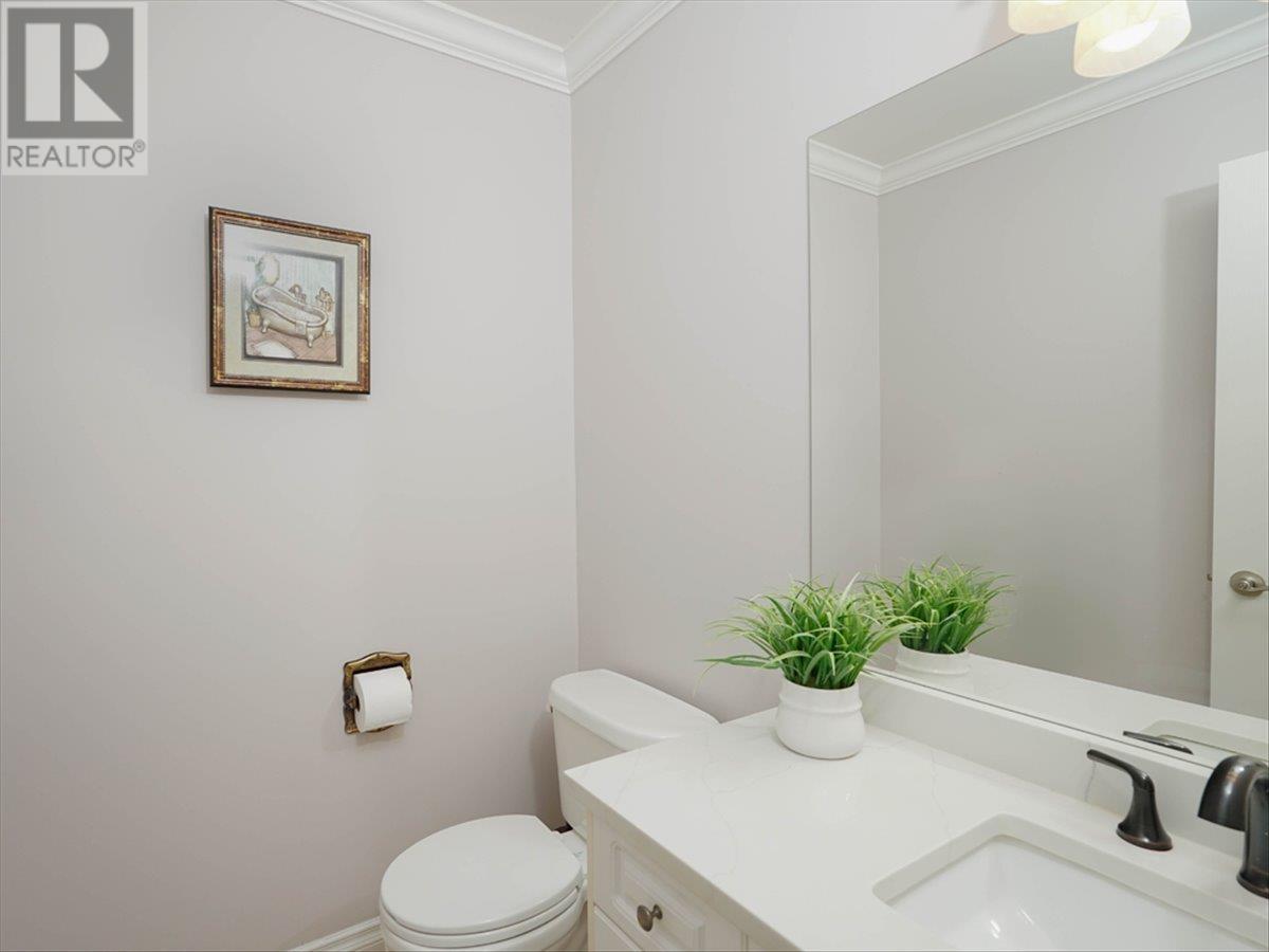 3253 Dunkirk Avenue, Coquitlam, British Columbia  V3E 1G8 - Photo 14 - R2999261