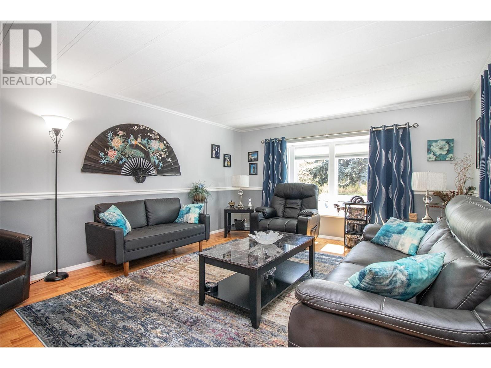 Property at 720 Commonwealth Road Unit# 1 image 3
